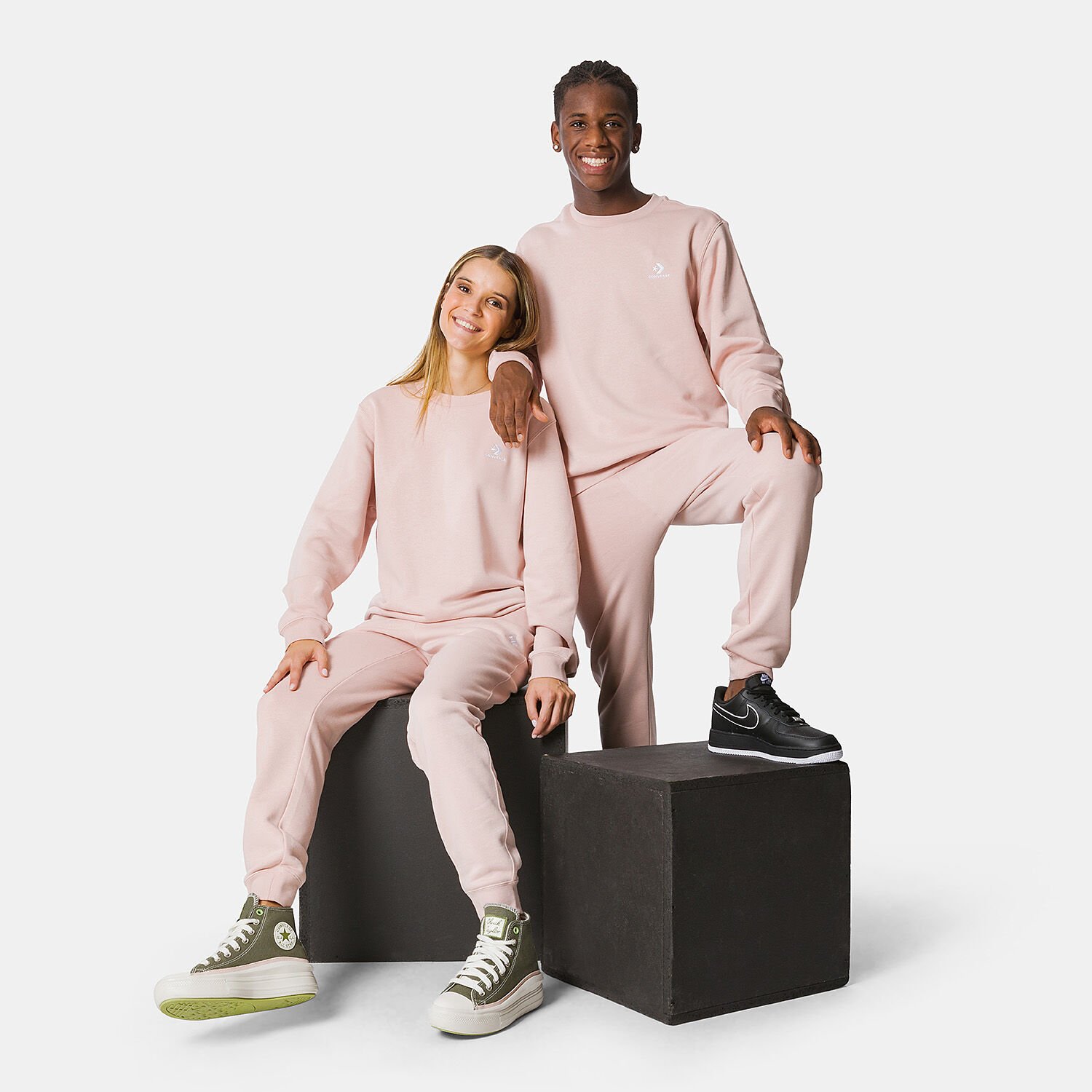 Felpa new arrivals converse rosa