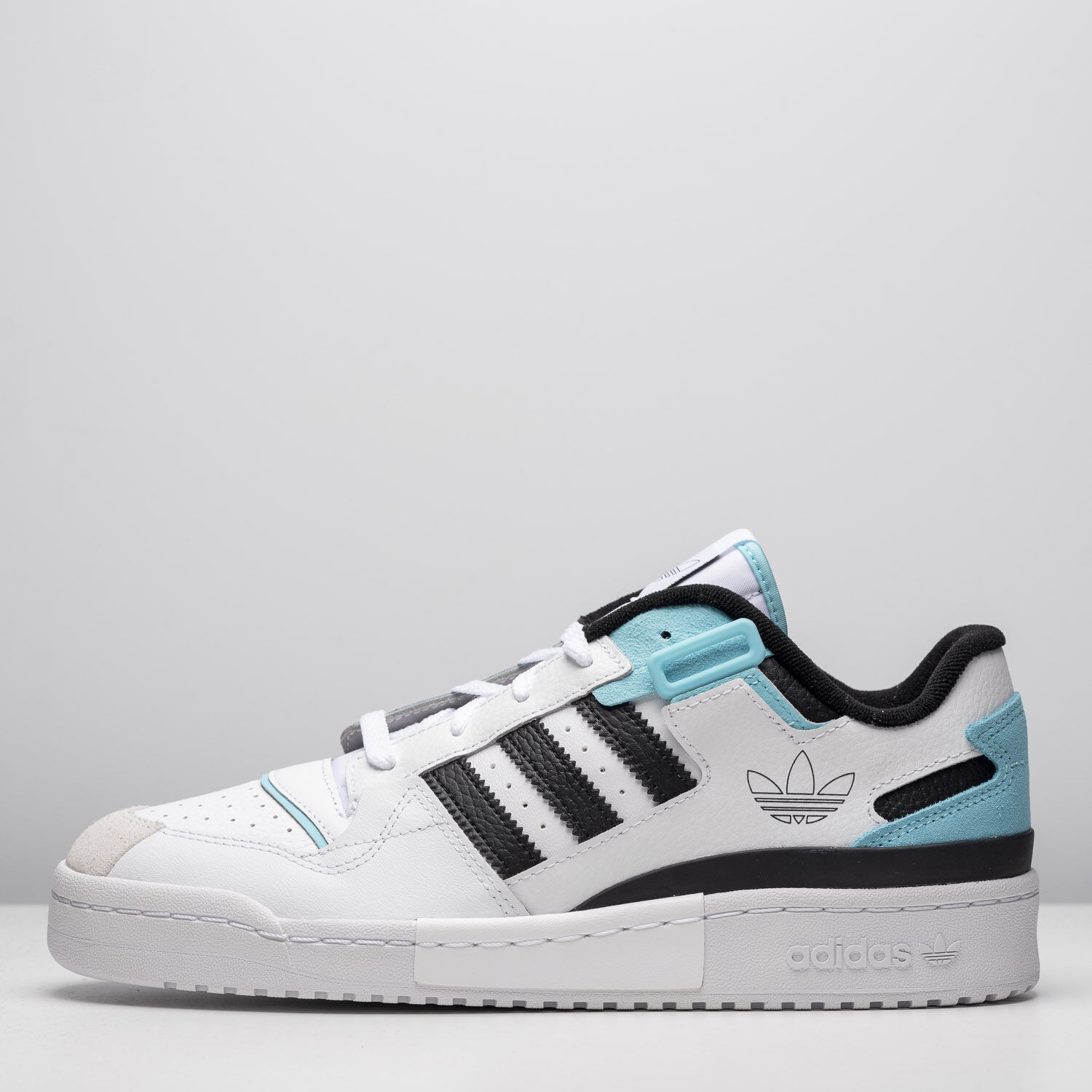 Adidas bianche e nere top basse