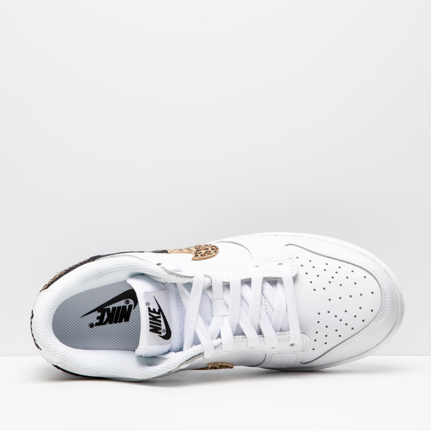 NIKE DUNK LOW SE ANIMAL INSTINCT BIANCHE DONNA Acquistale online