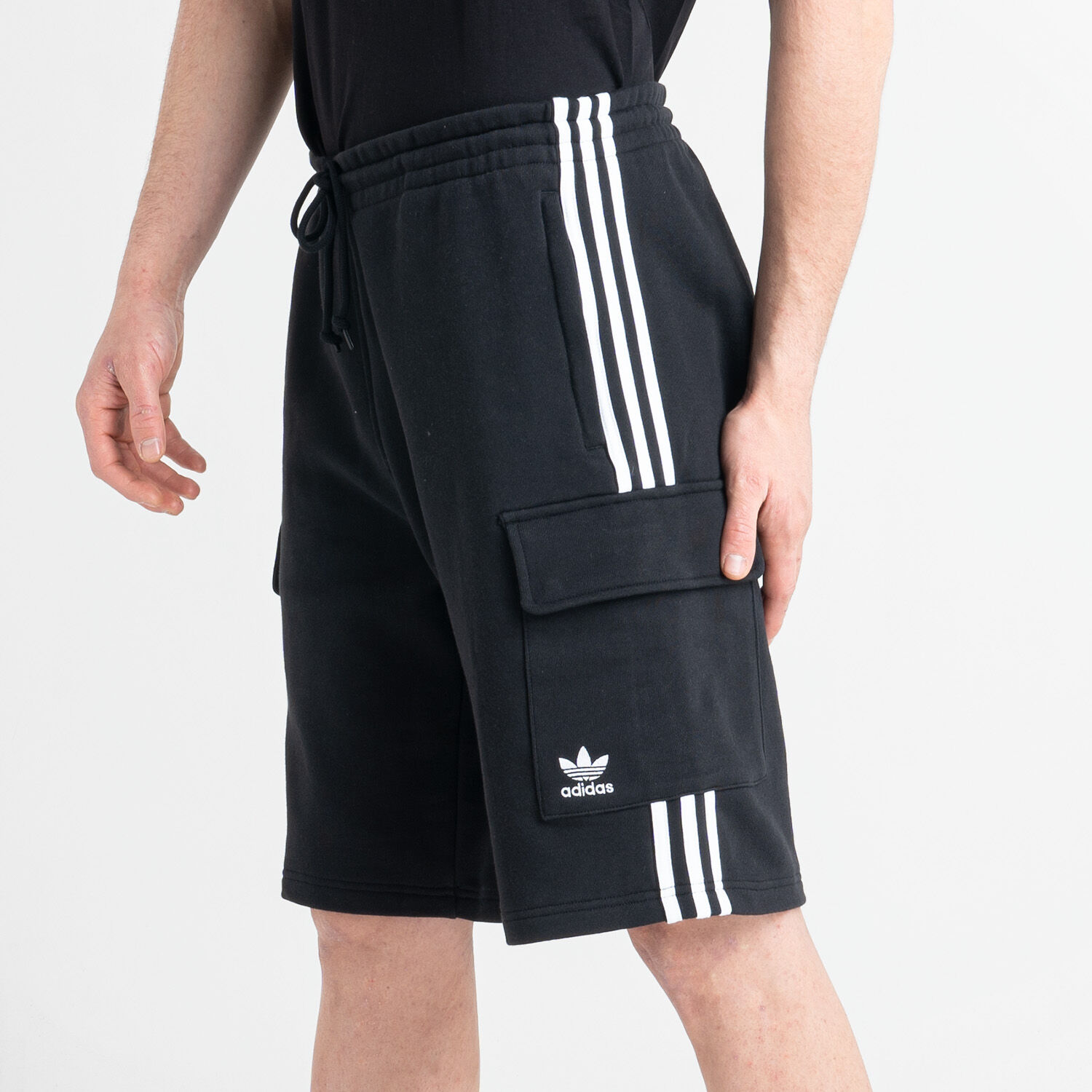 Pantaloncini adidas bianchi con cheap strisce nere