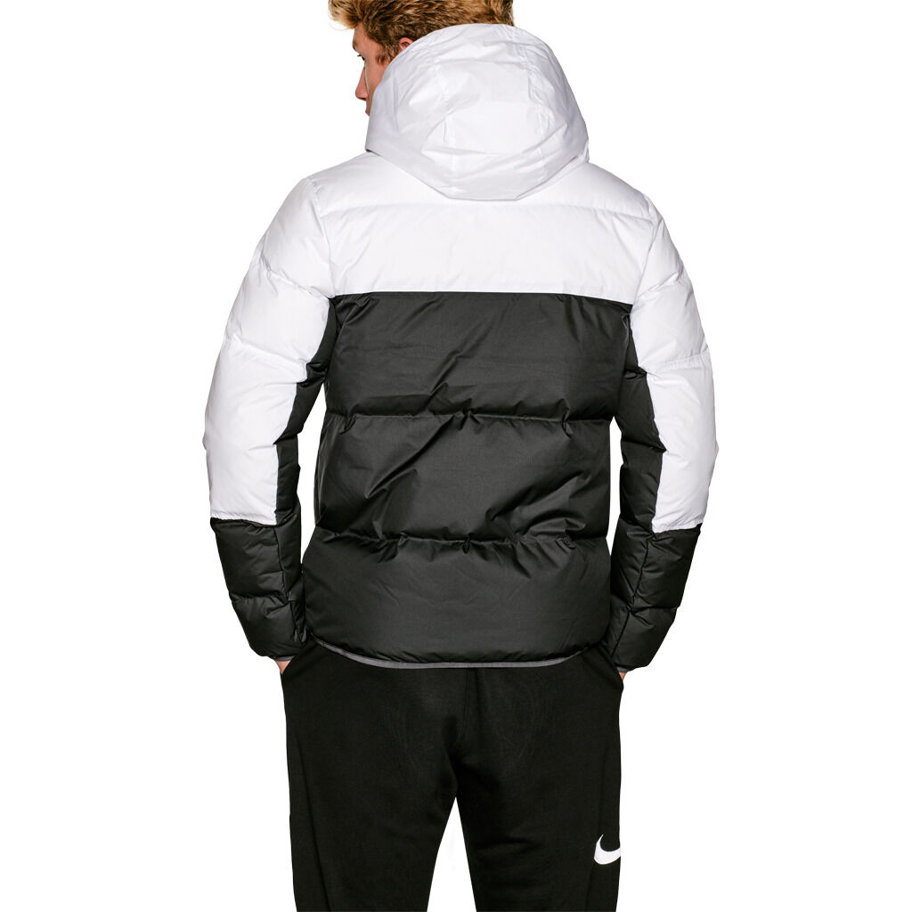 Giacca Nike Sportswear Down Fill Windrunner bianca e nera AW LAB