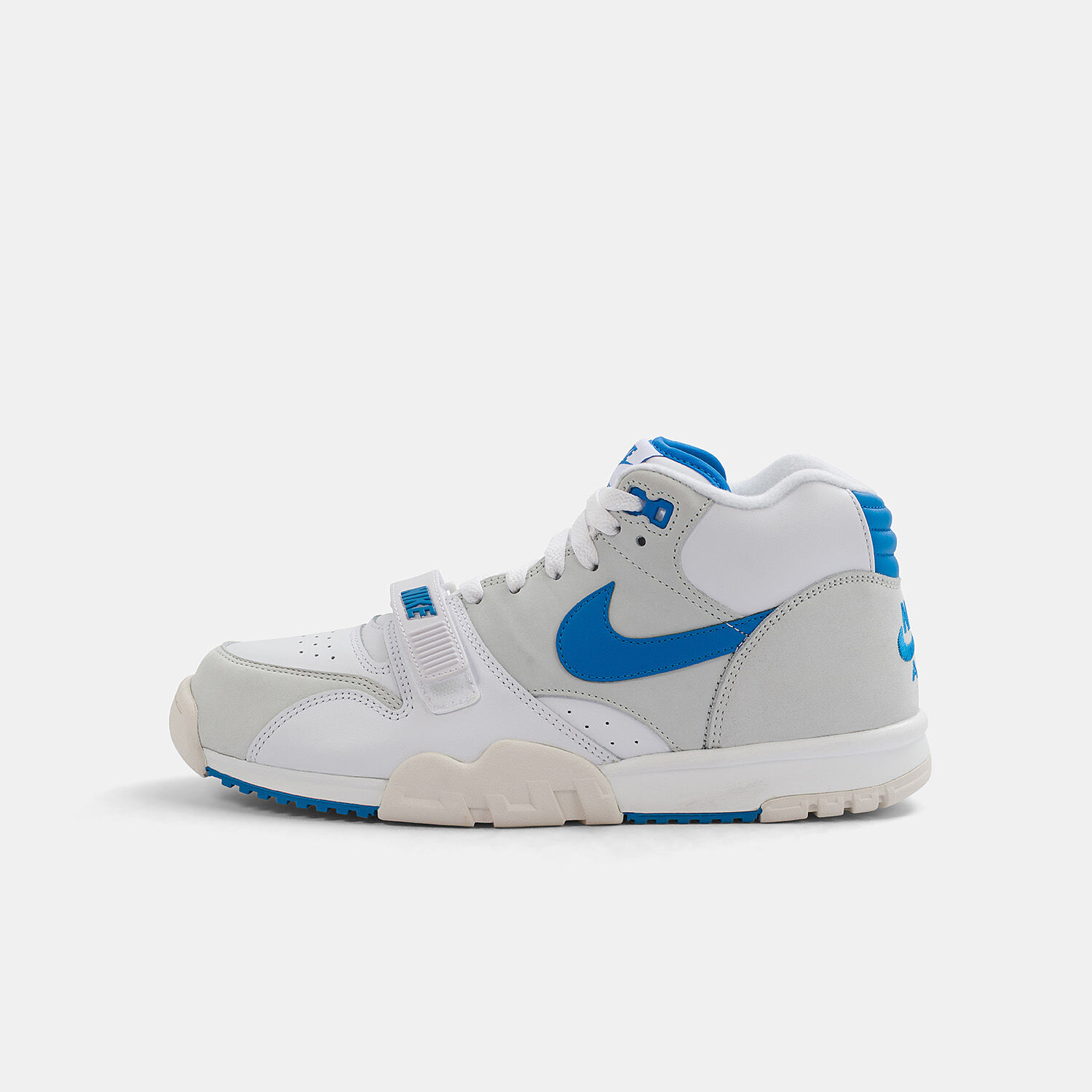 Nike air trainers blue 2025