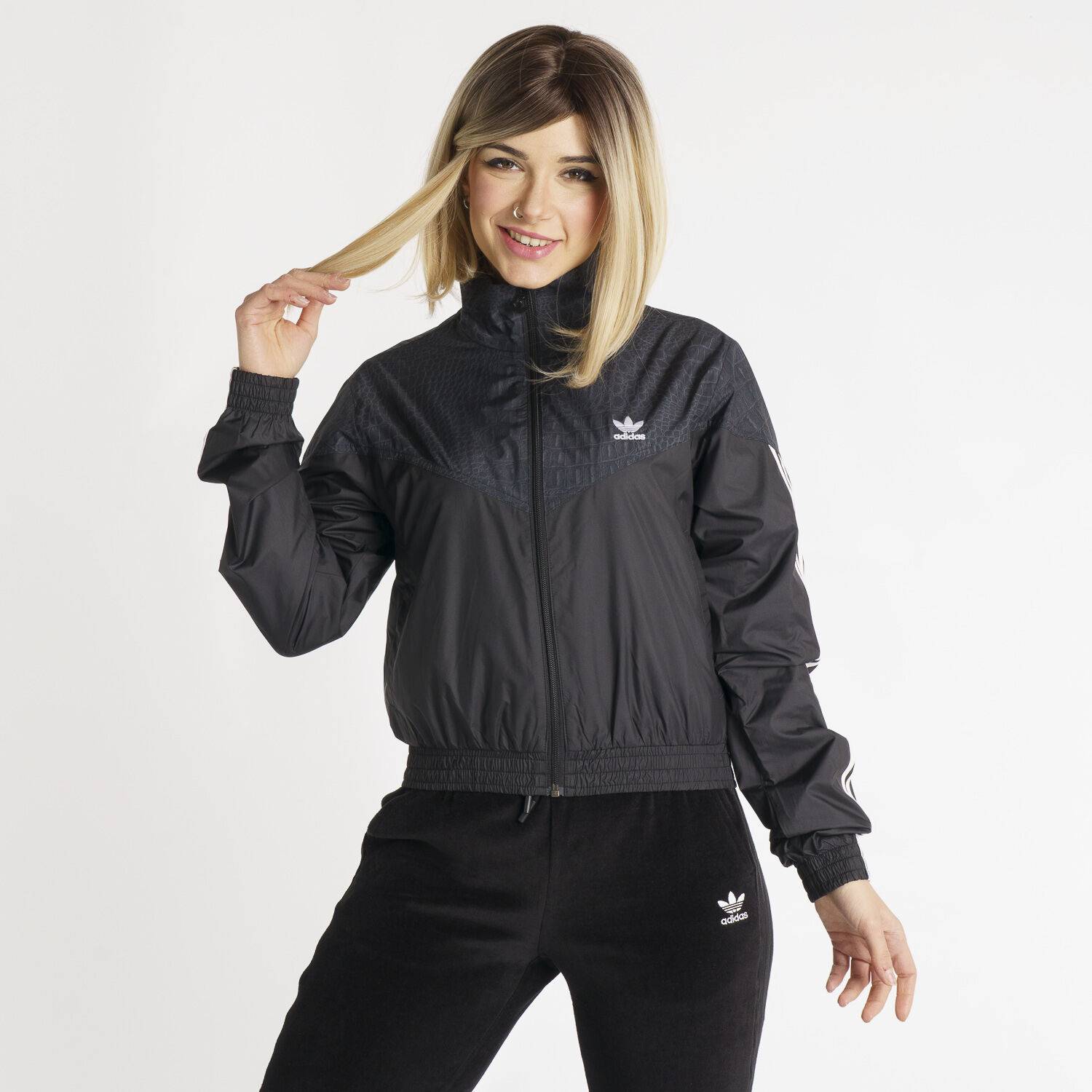 Giacca adidas cheap bianca e nera