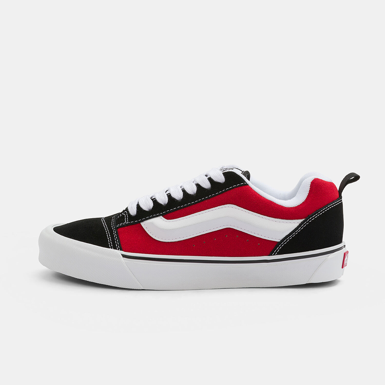 Vans nere con rose rosse sale