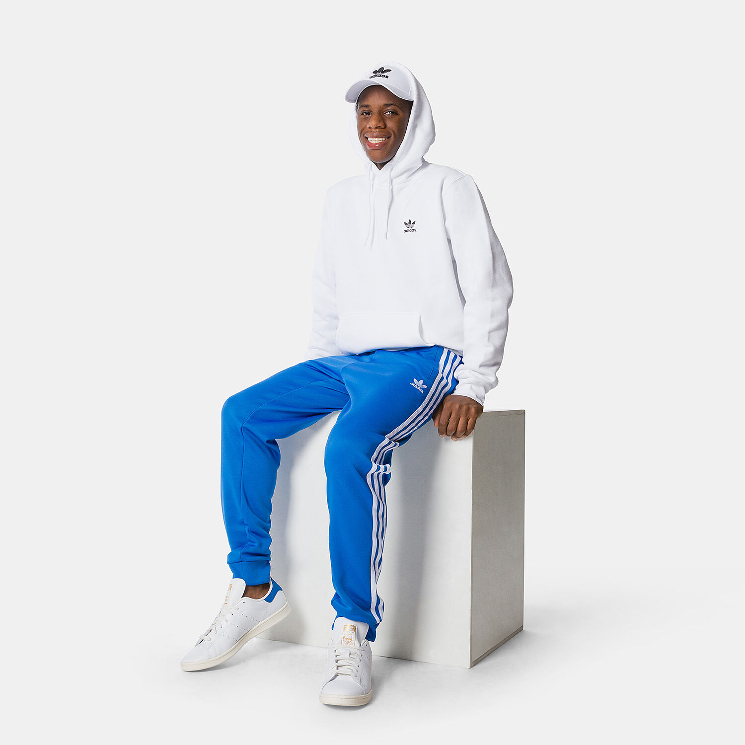 Felpa adidas Trefoil Essentials bianca e nera AW LAB