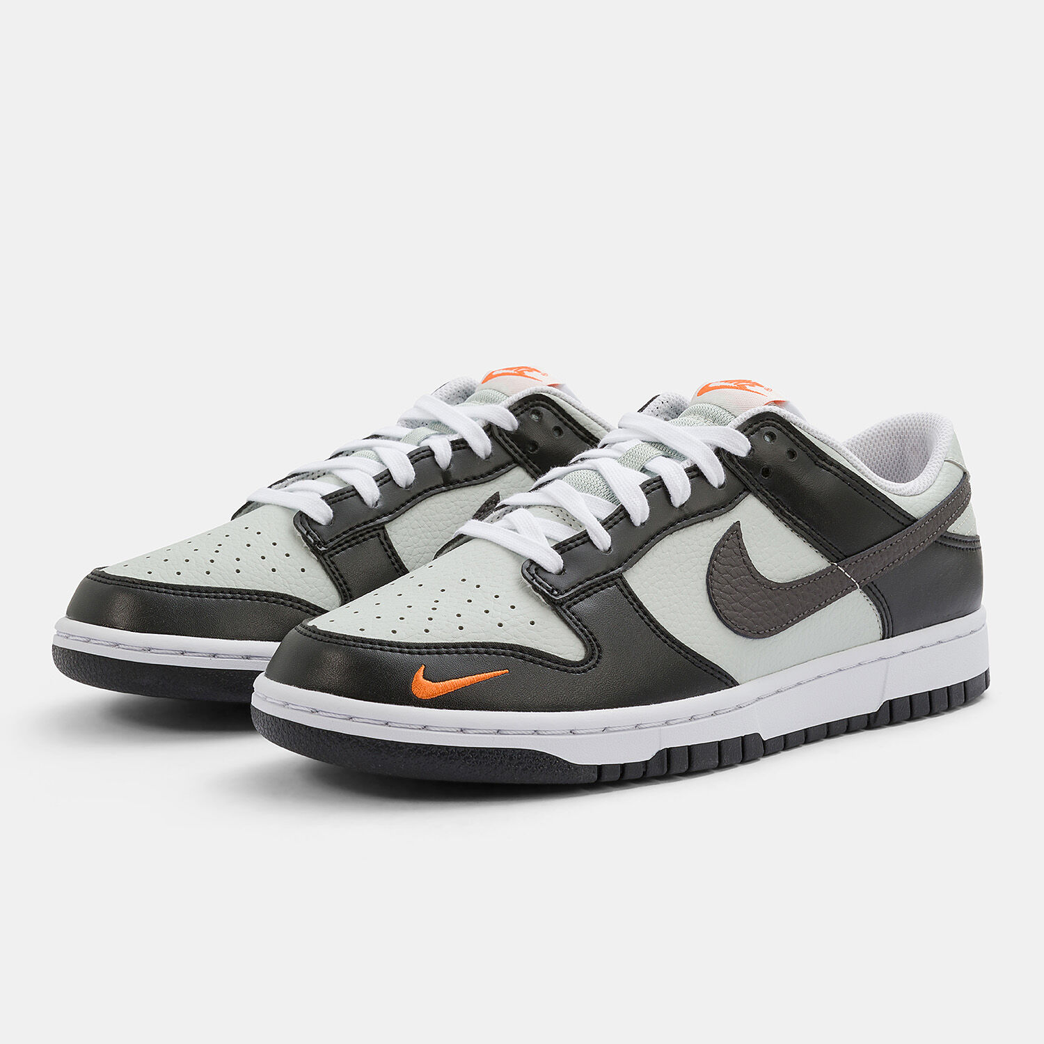 Nike nere e grigie 2025