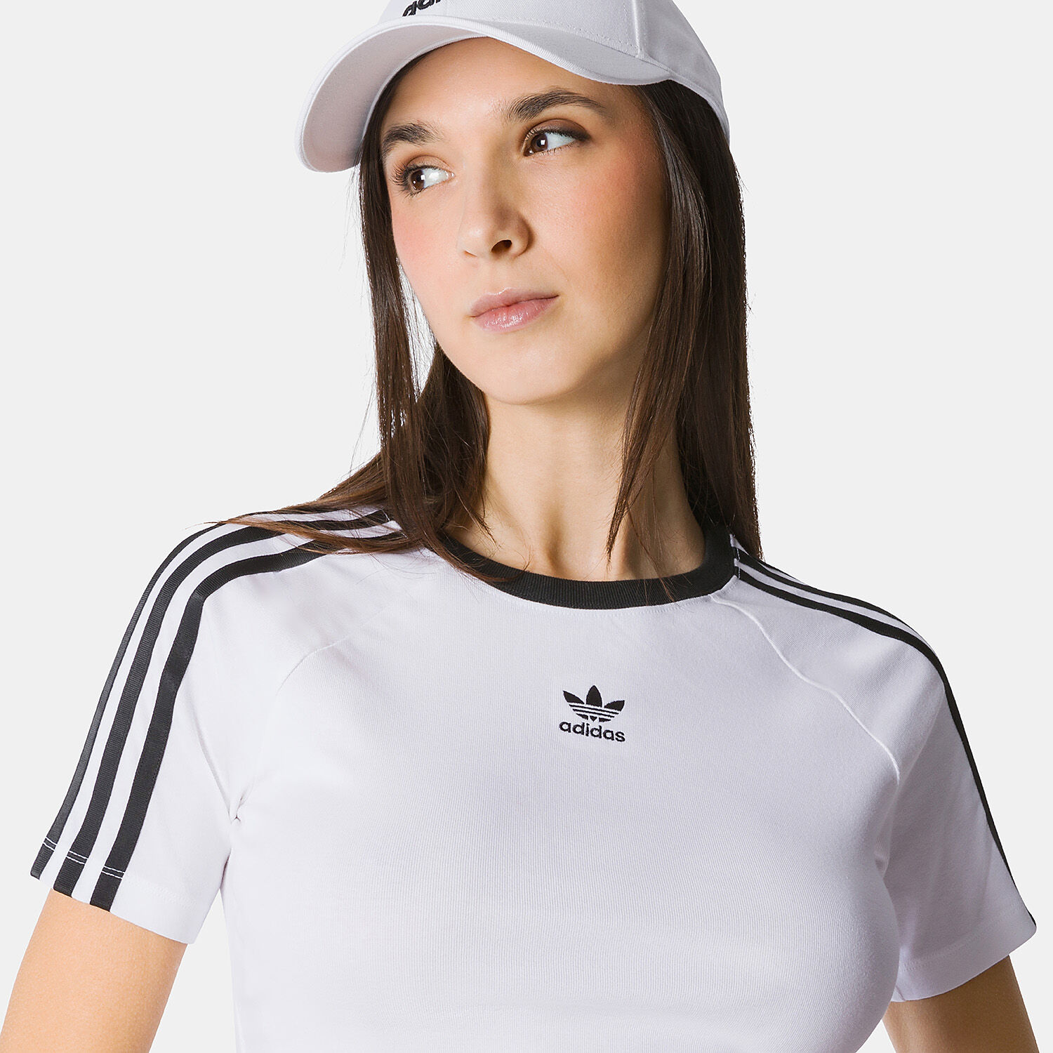 Maglia adidas bianca e nera new arrivals