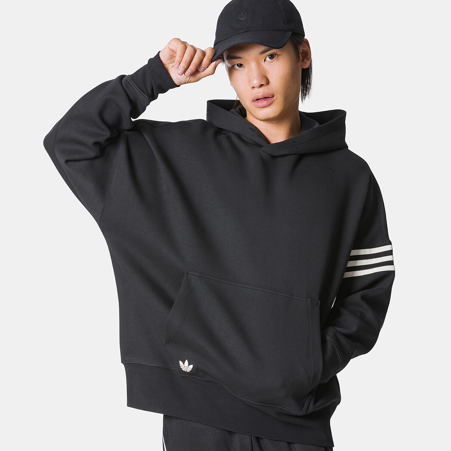 Felpa adidas corta bianca deals