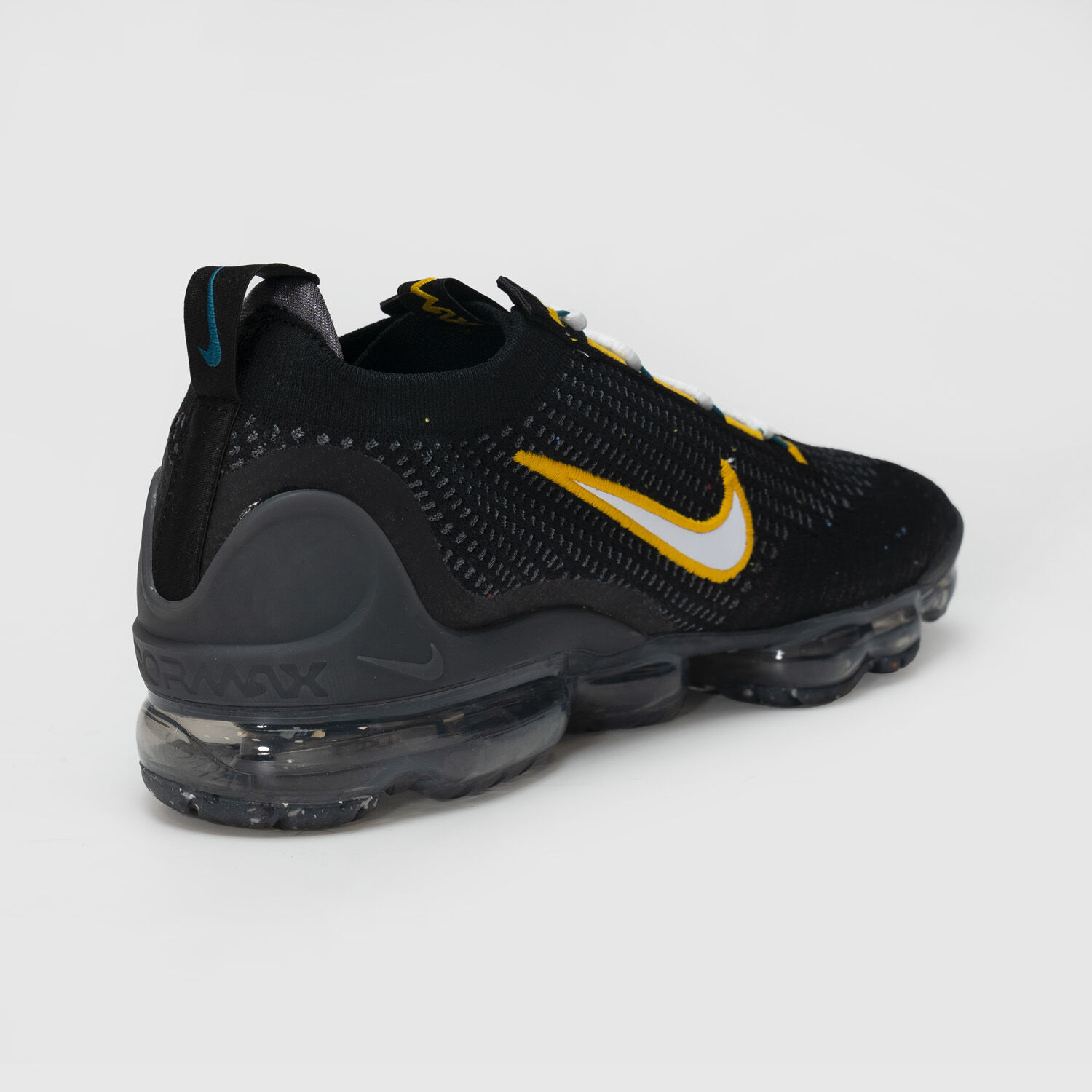 Nike Air VaporMax 2021 FK nere bianche e gialle AW LAB