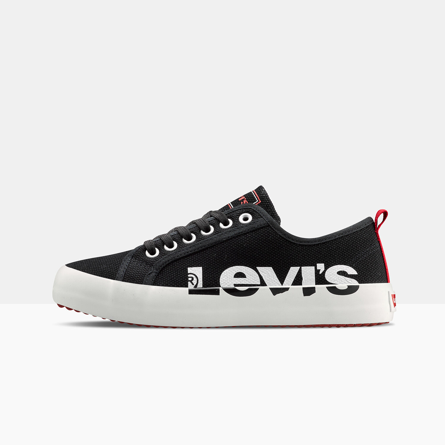 Scarpe levis nere 2025