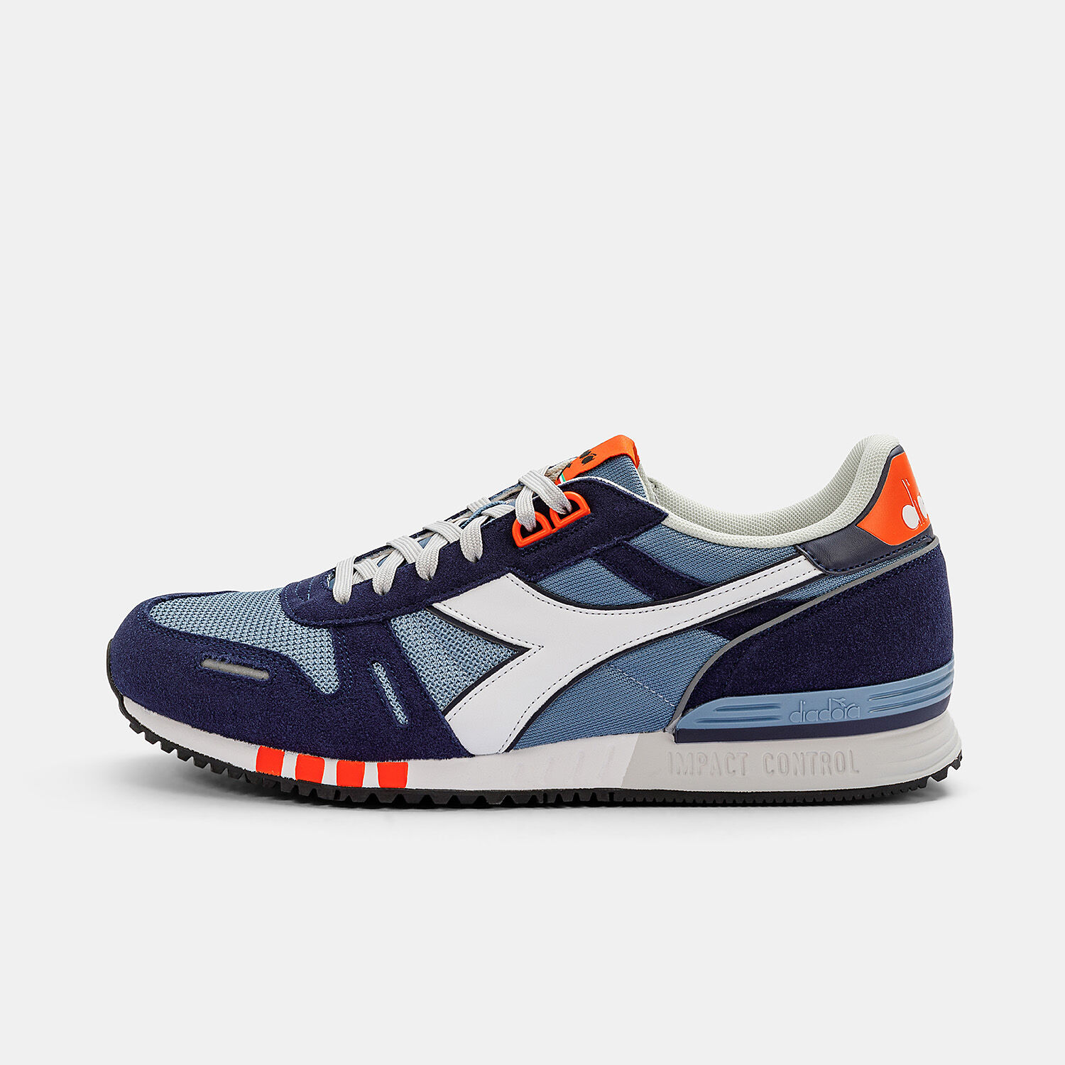 Diadora Titan