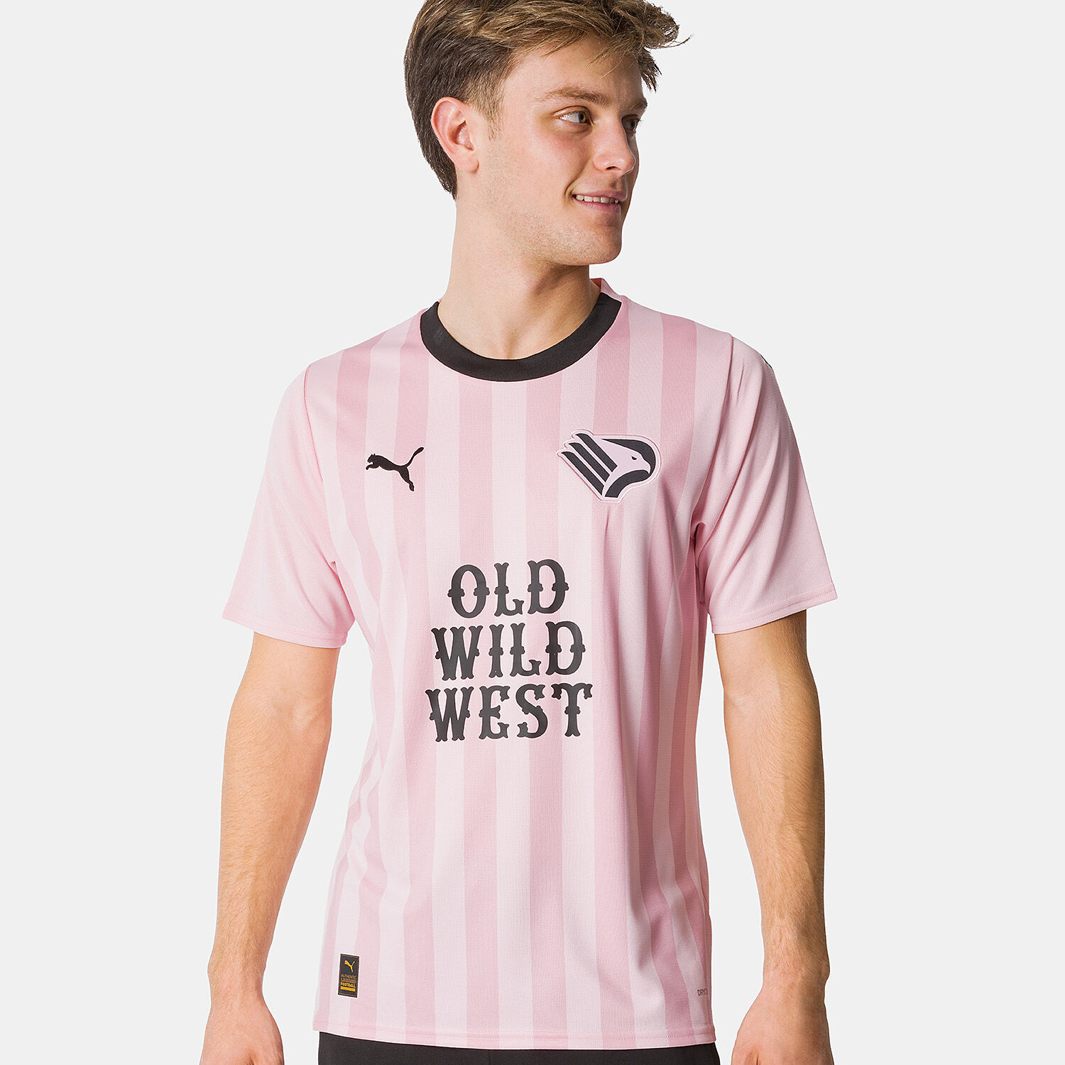 Jersey Puma Home Palermo FC 23 24 rosa e nero AW LAB