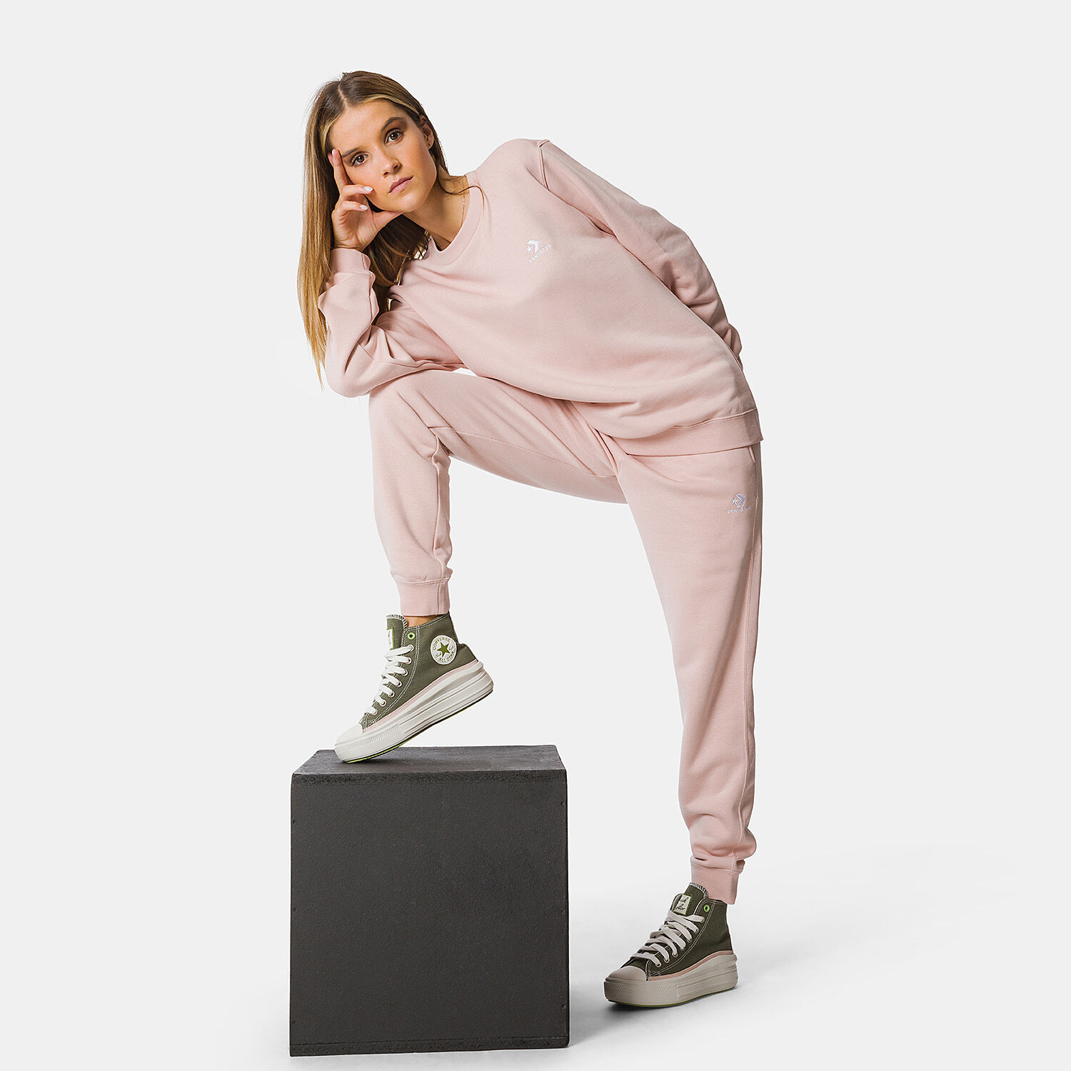 Pantaloni Converse Embroidered Star Chevron rosa AW LAB