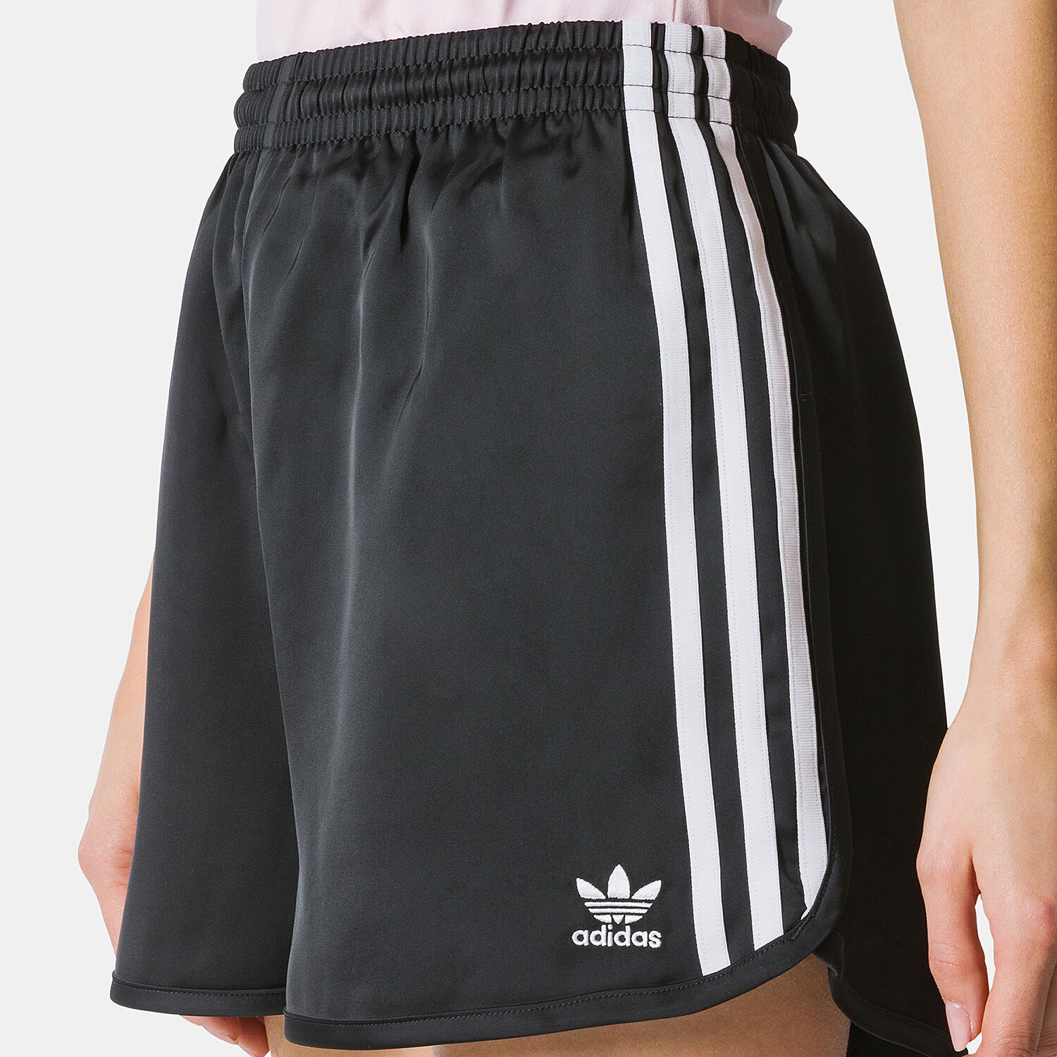 Shorts adidas Satin Sprint neri e bianchi AW LAB