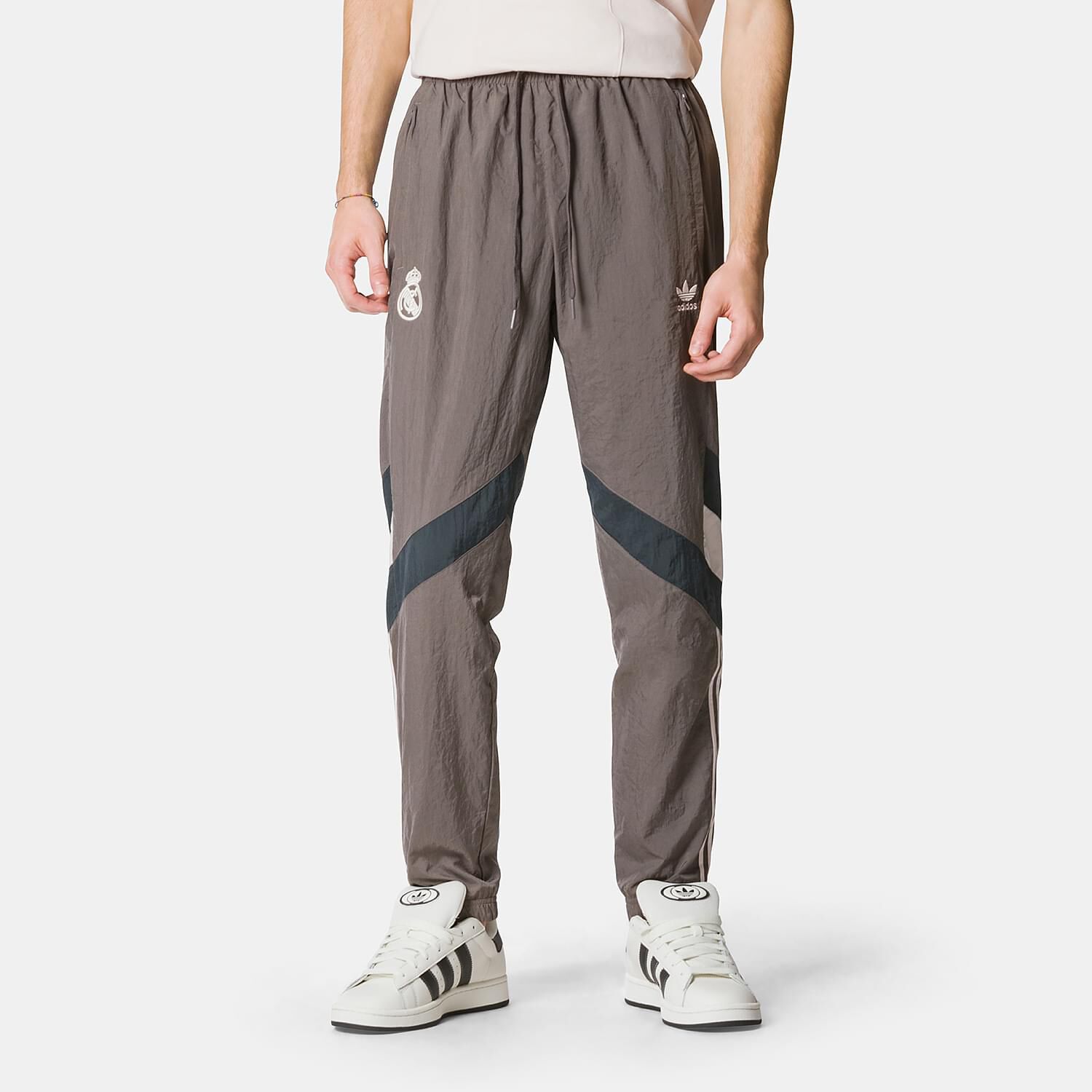 Pantaloni adidas Originals Real Madrid marroni AW LAB