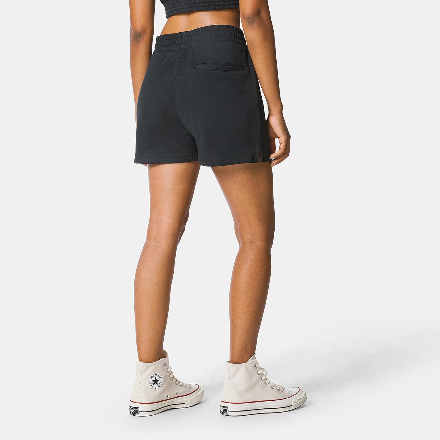 Pantaloncini converse neri e bianchi 2025