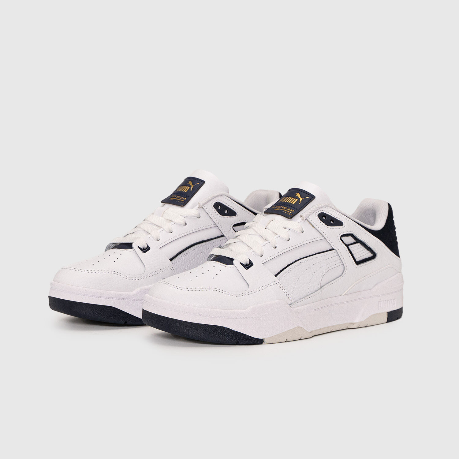 Puma nere outlet e bianche