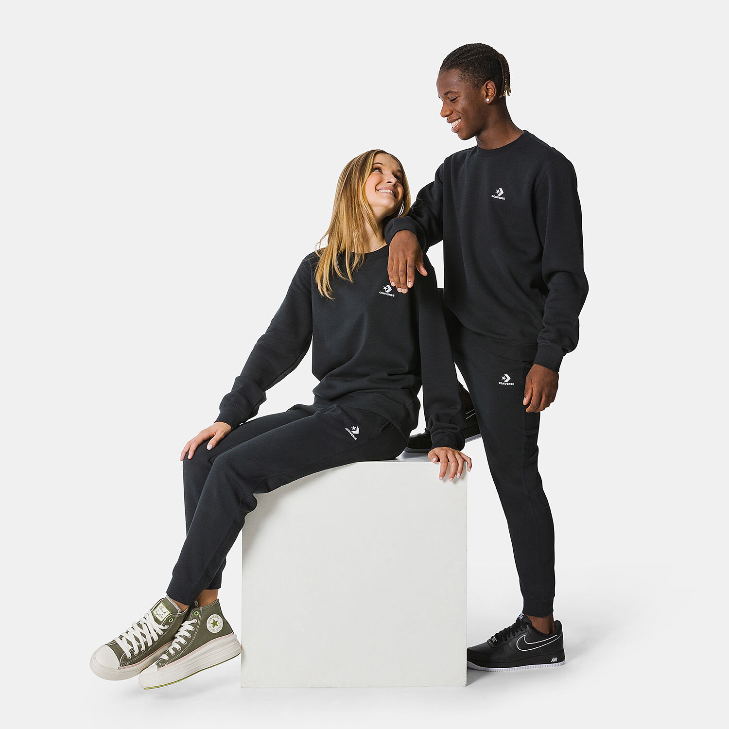 Pantaloni da ginnastica converse sale