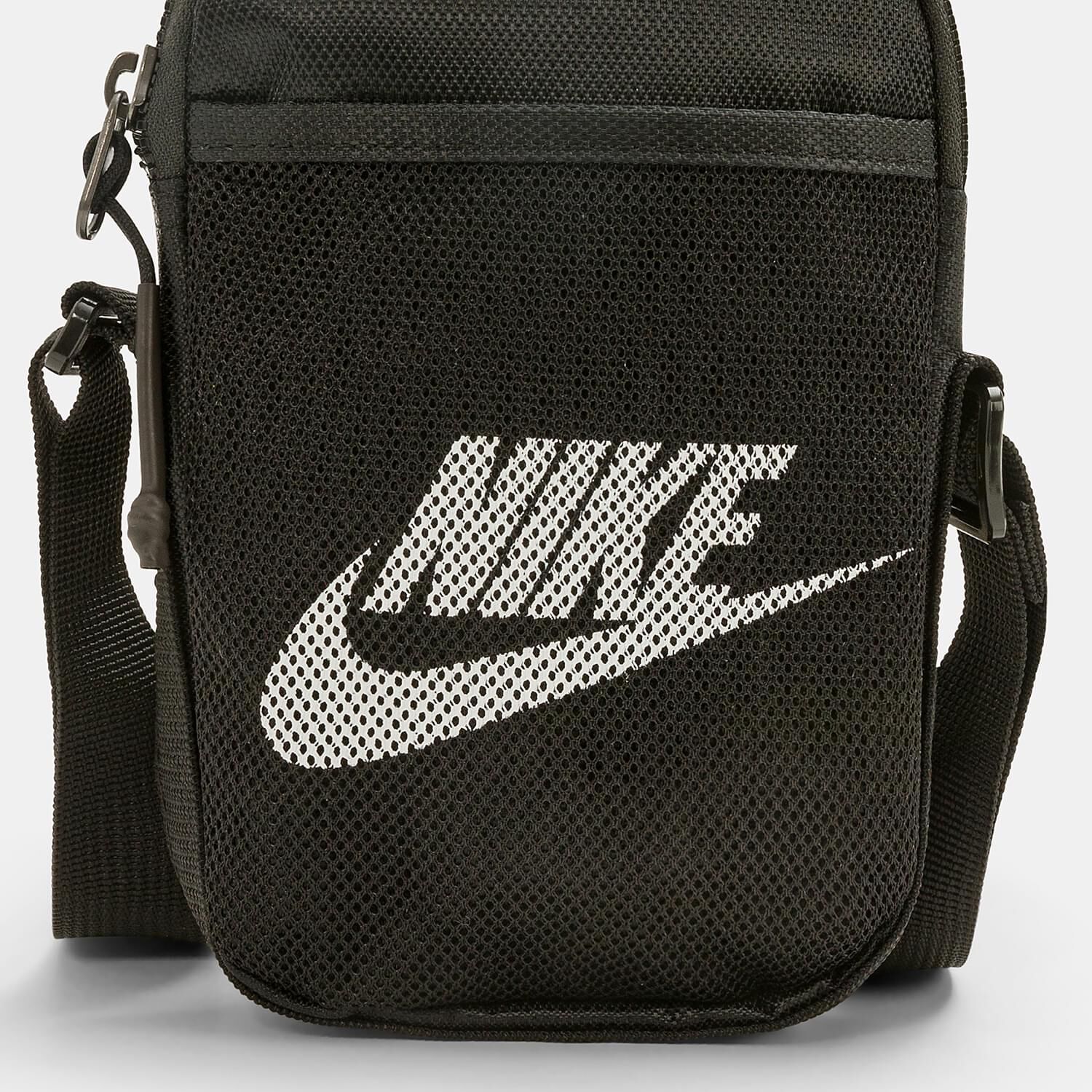 Borsa a tracolla Nike Heritage nera e bianca AW LAB