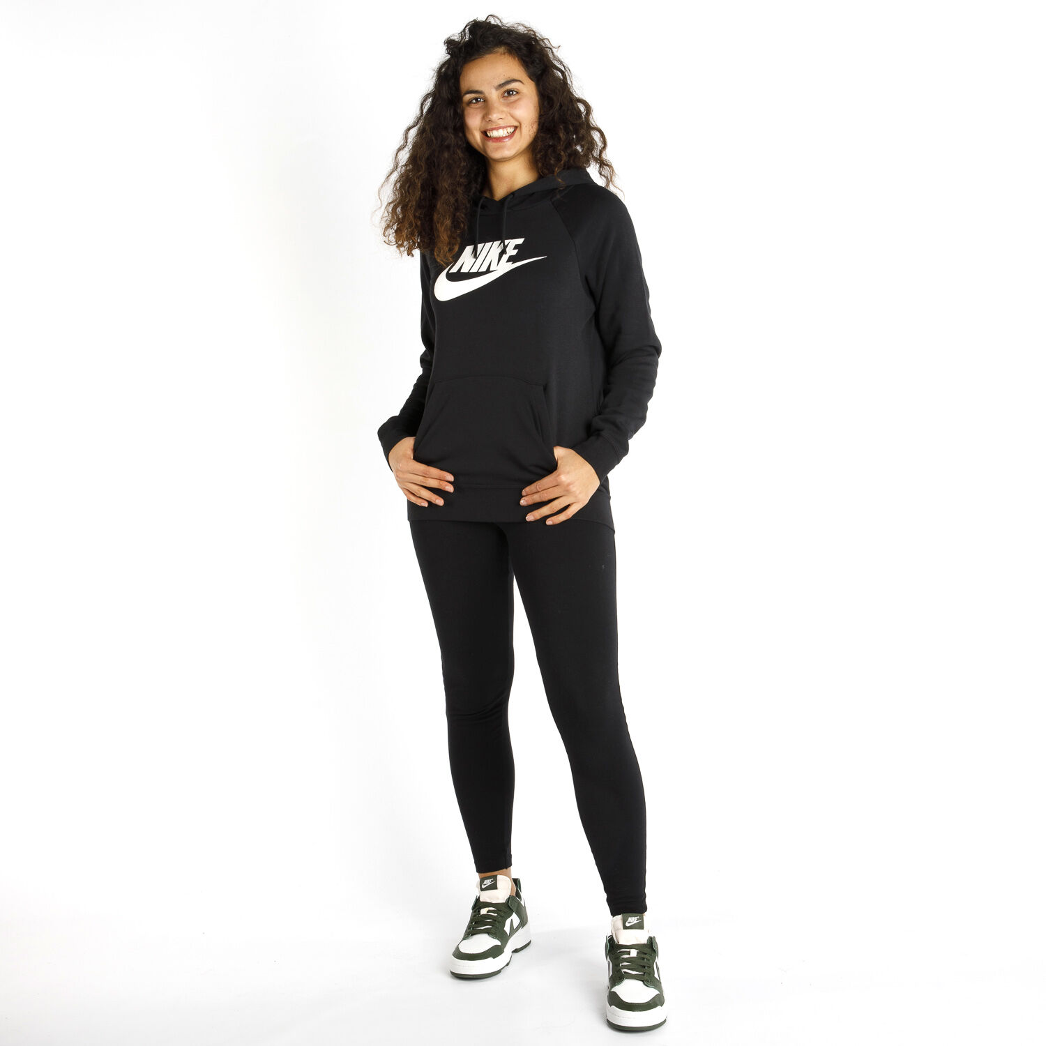 Felpa nike shop bianca strisce nere