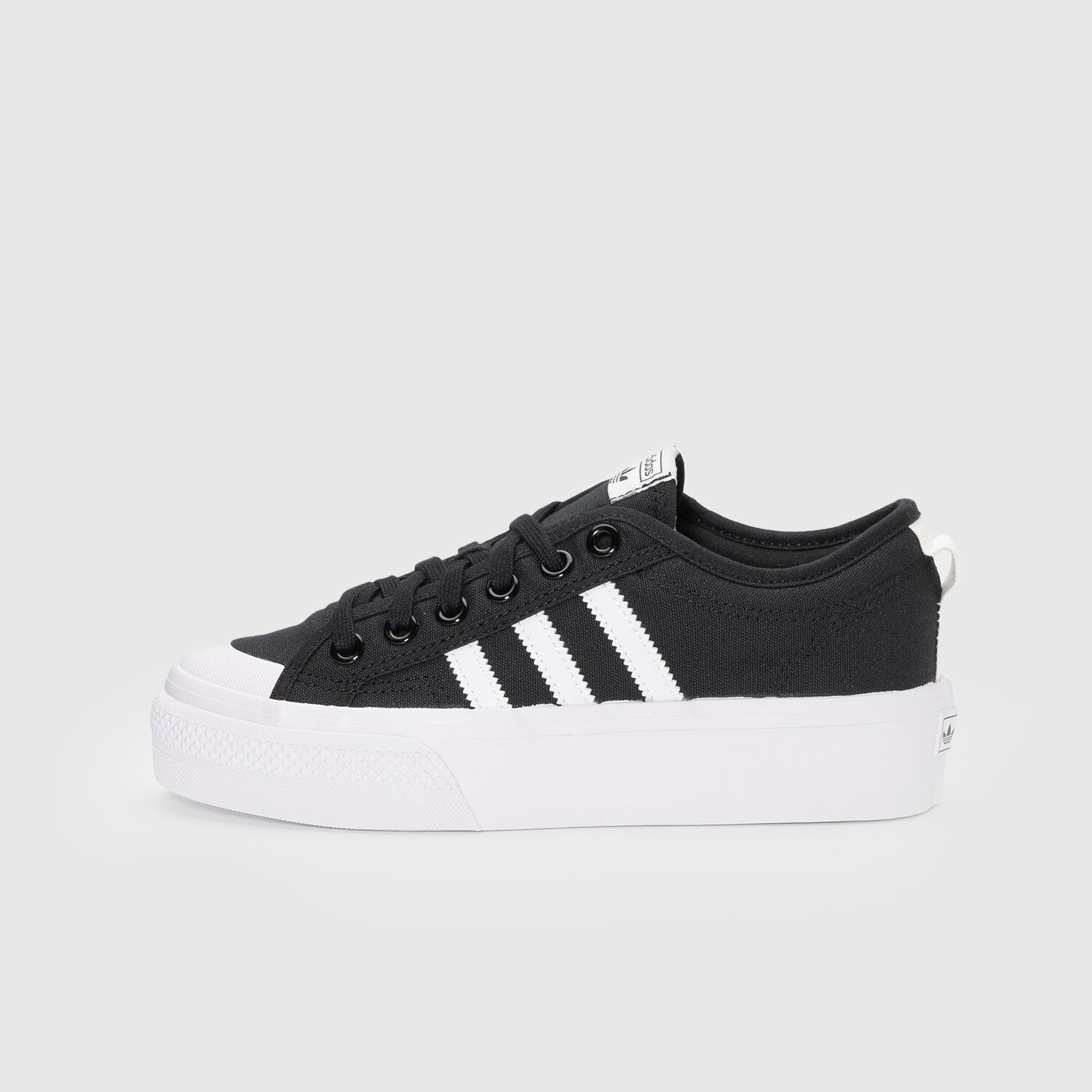 Adidas platform hotsell nere