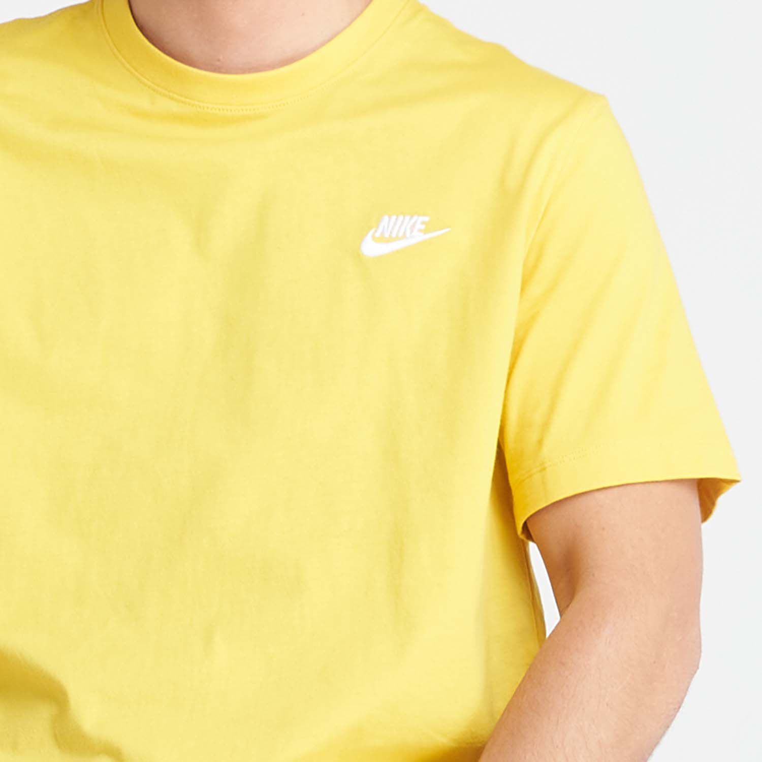 T shirt nike giallo new arrivals
