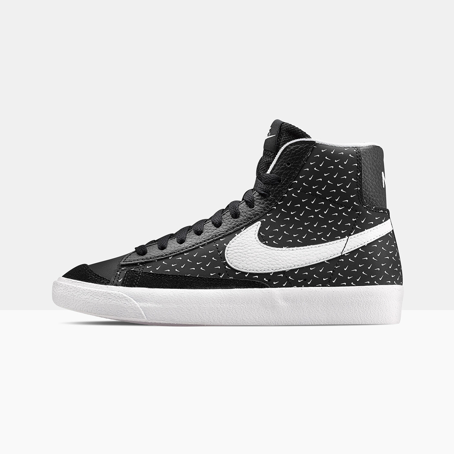Nike blazer nere e deals bianche