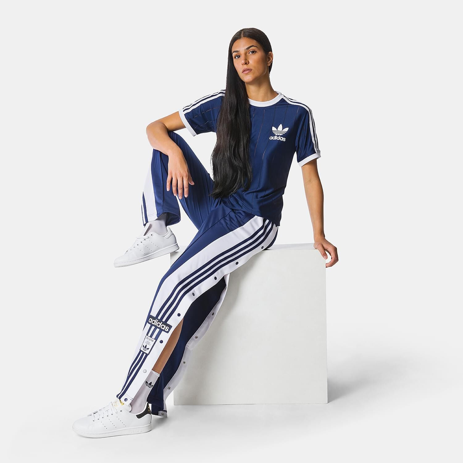 Pantaloni adidas adicolor Classics adibreak blu e bianchi AW LAB