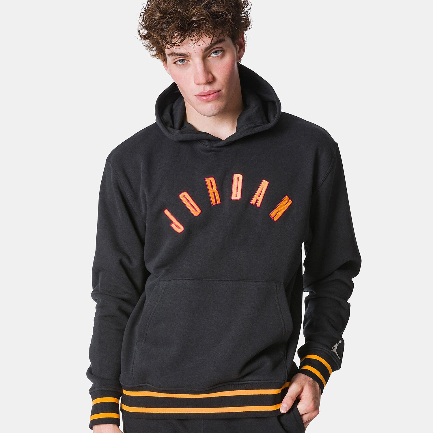 Felpa nike on sale nera e arancione