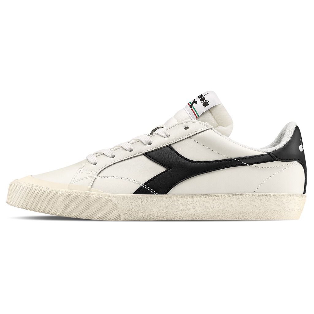 Diadora bianche outlet e nere