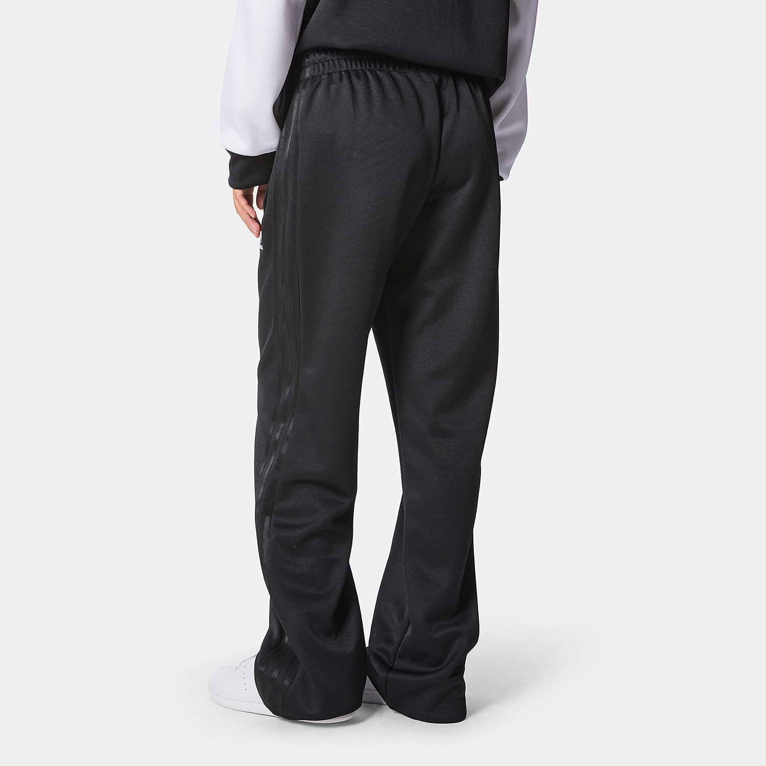 Pantaloni adidas bianchi e neri hot sale