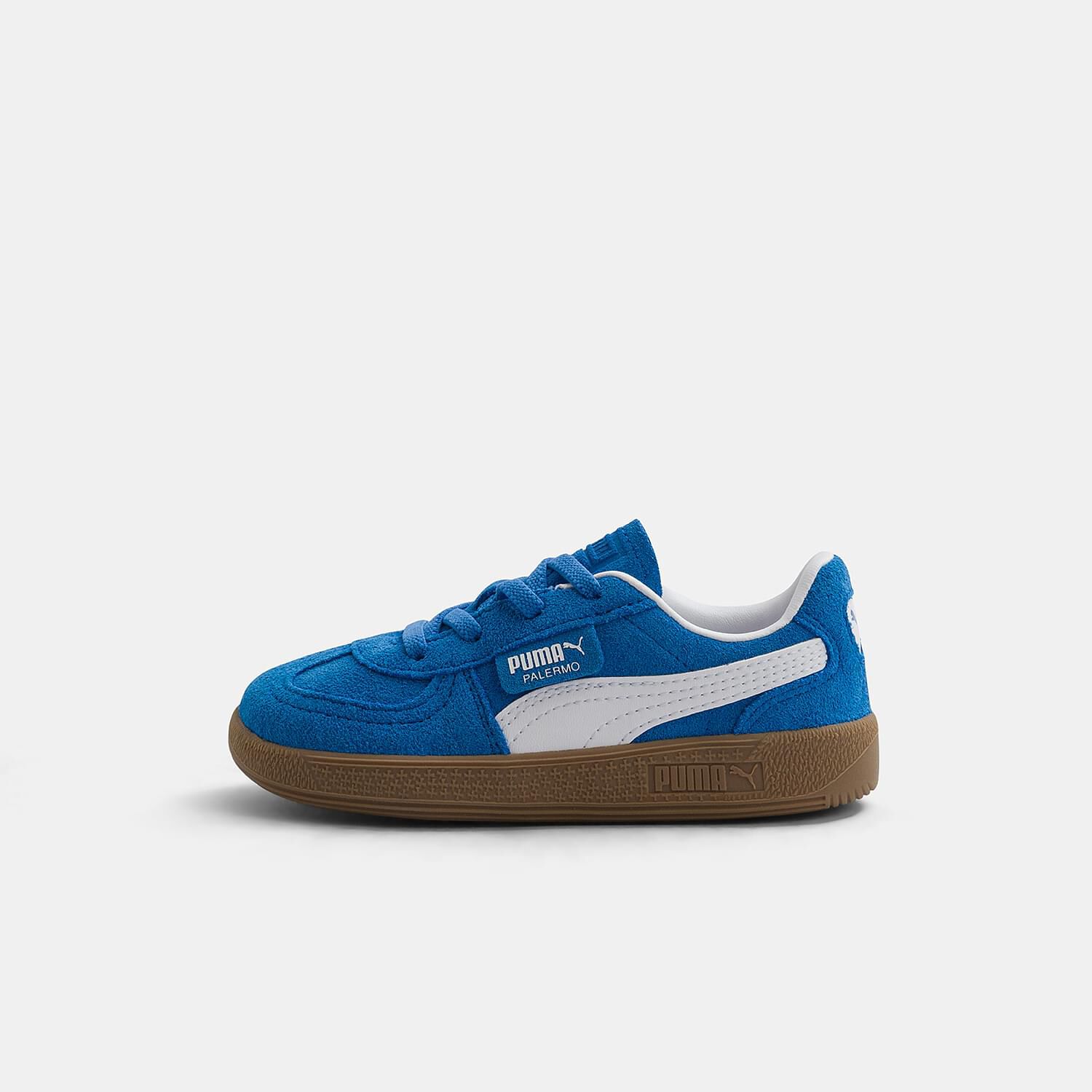 Puma bianche e blu 2025