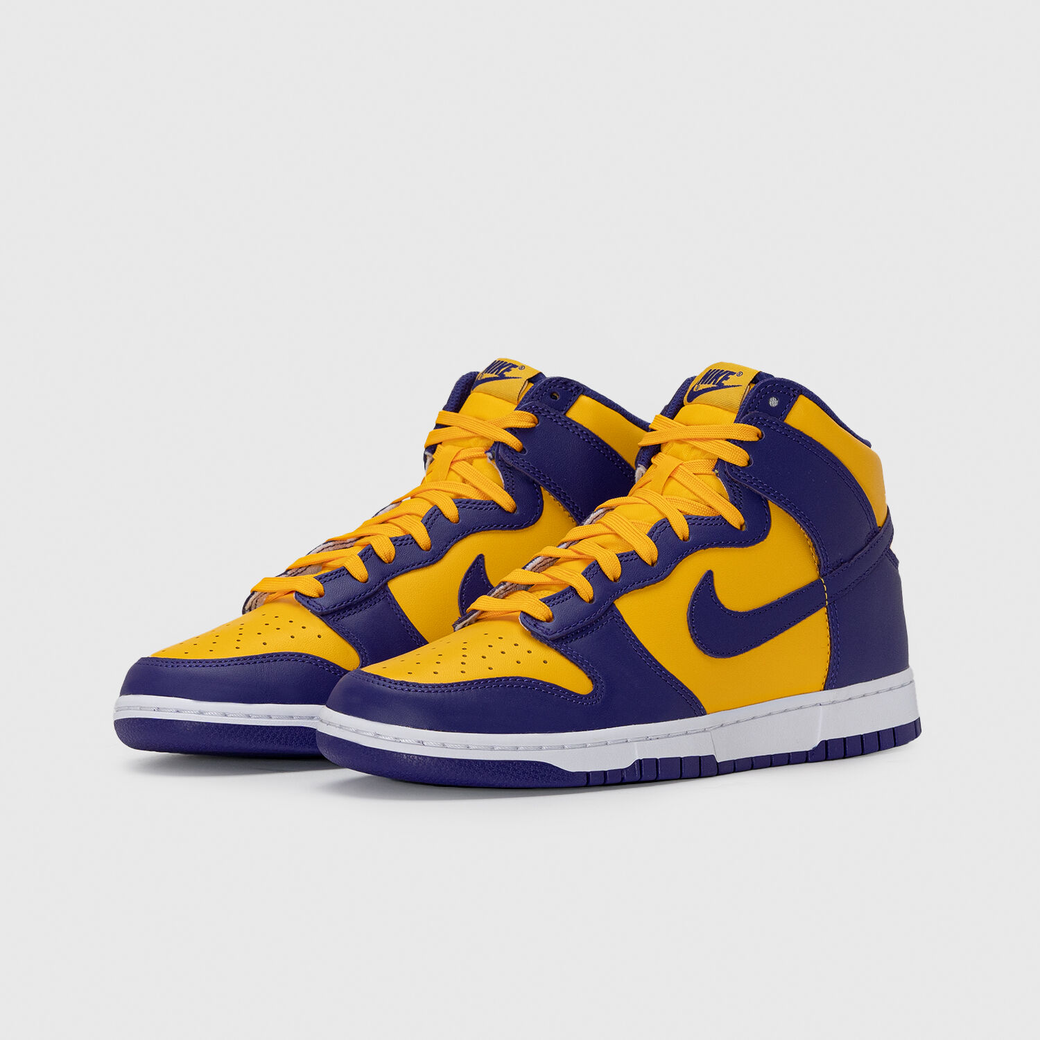 Nike gialle 2025 e blu