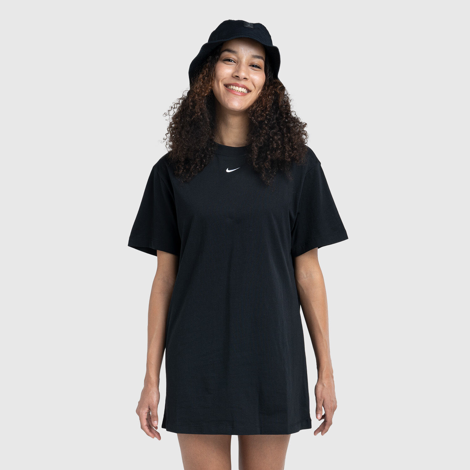 Vestito Nike Sportswear Essential nero AW LAB