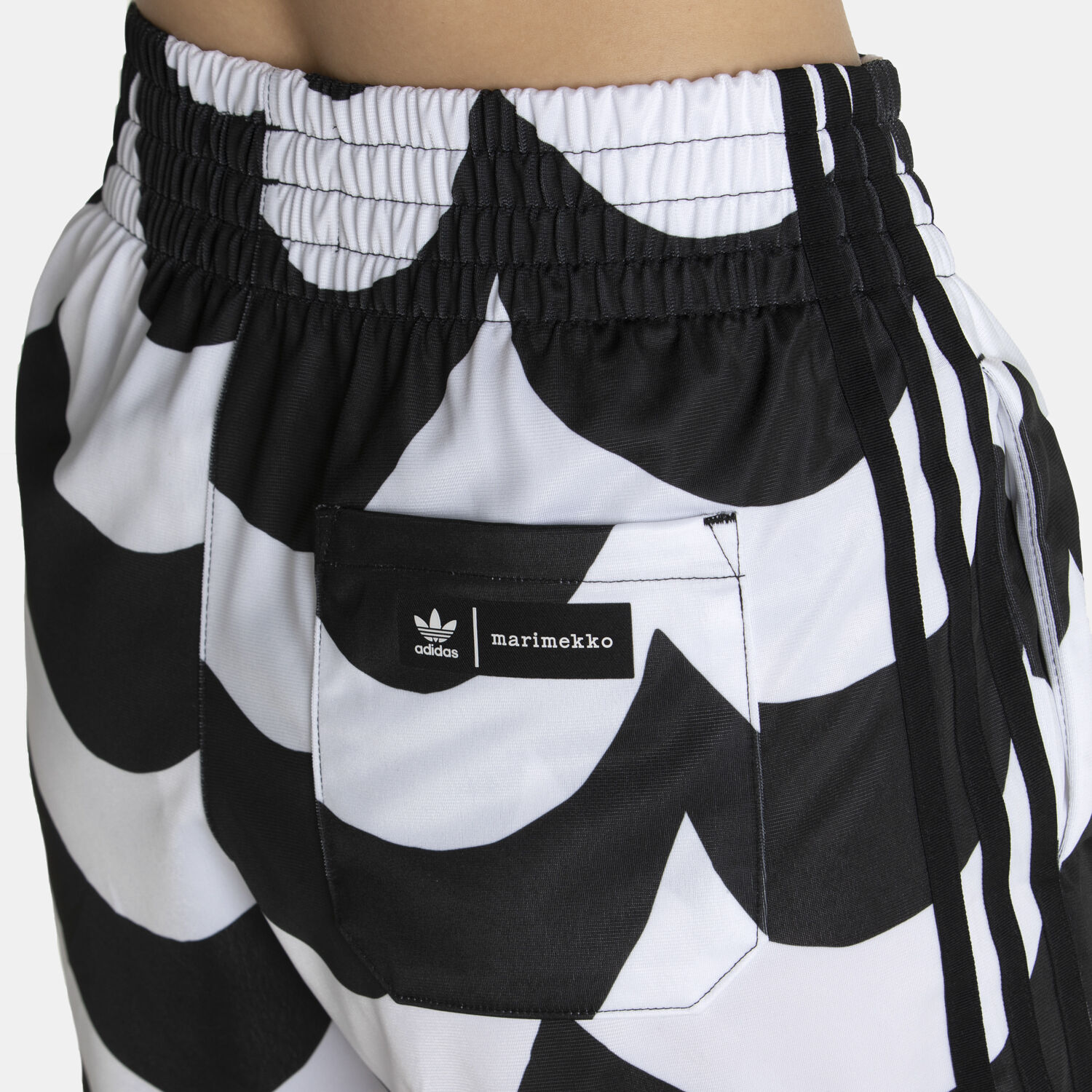 SHORT ADIDAS MARIMEKKO BIANCO E NERO