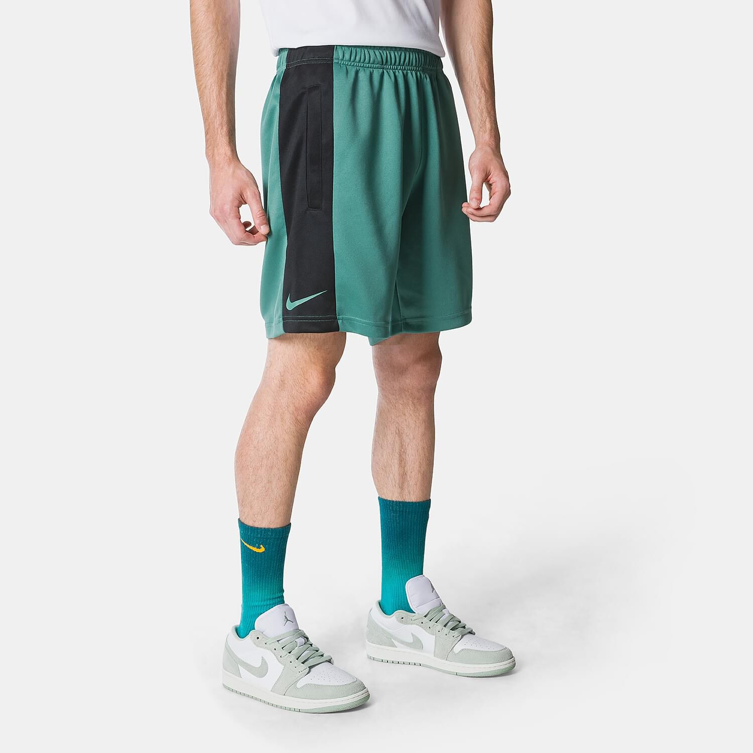 Pantaloncini verdi nike discount