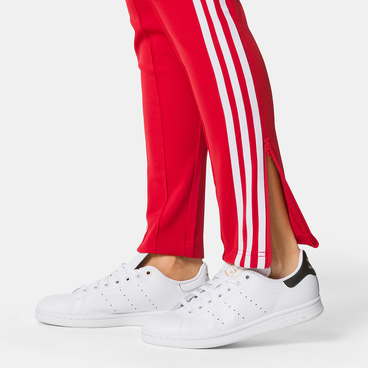 Pantaloni adidas Track adicolor SST rossi e bianchi AW LAB