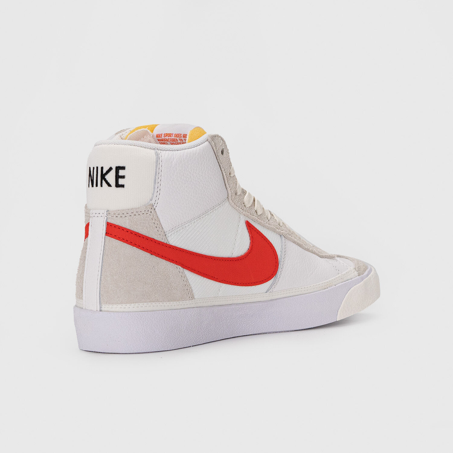 Nike blazer bianche rosse best sale