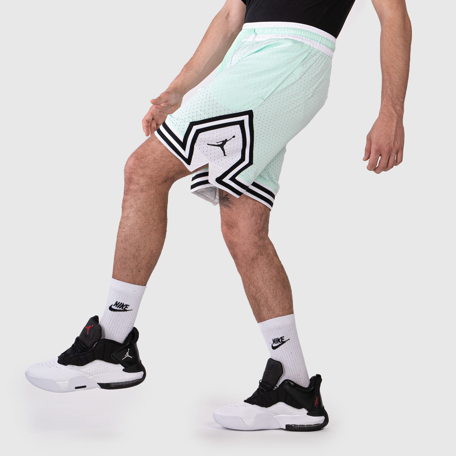 Short Jordan Sport Dri FIT celeste bianco e nero AW LAB