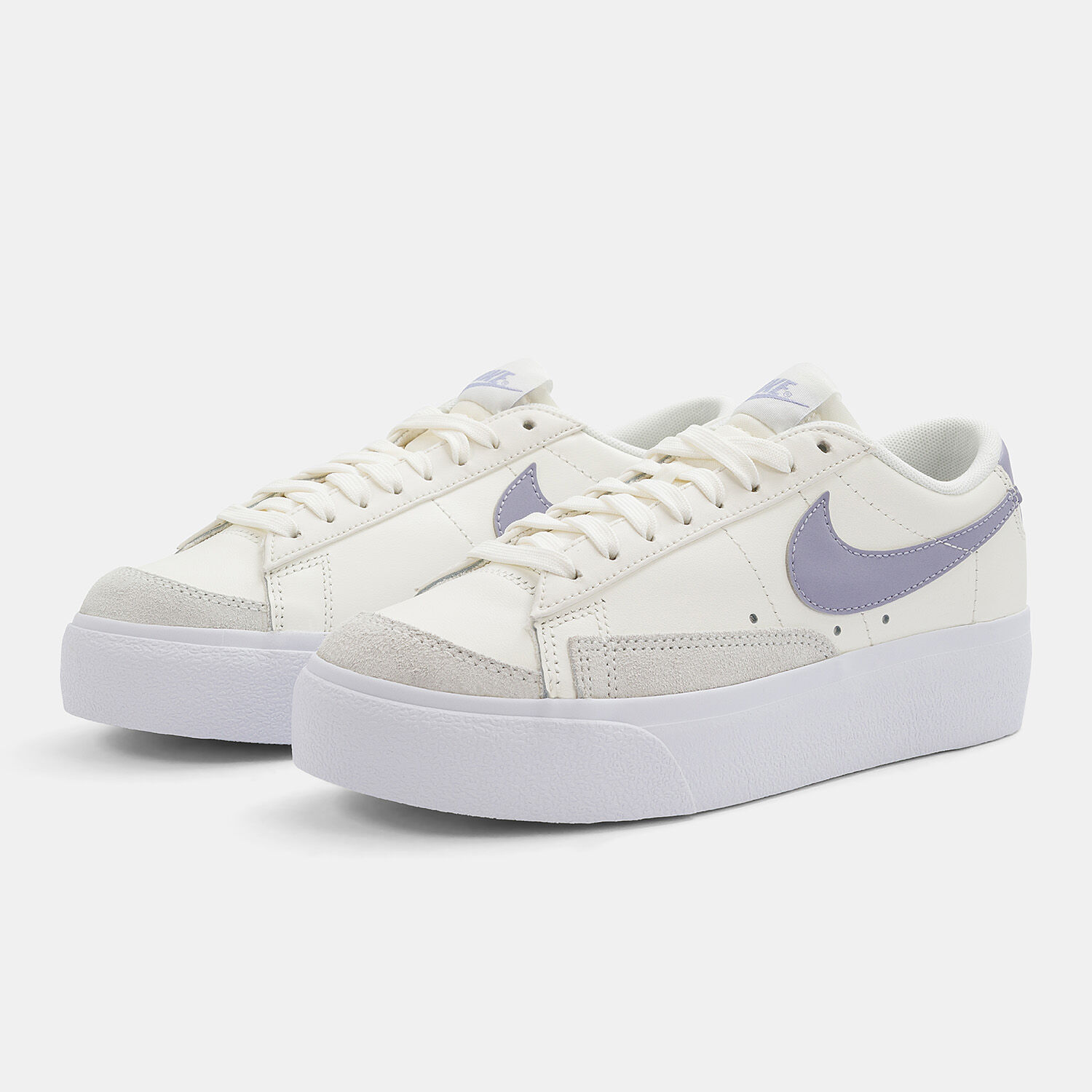 Nike blazer basse bianche shop