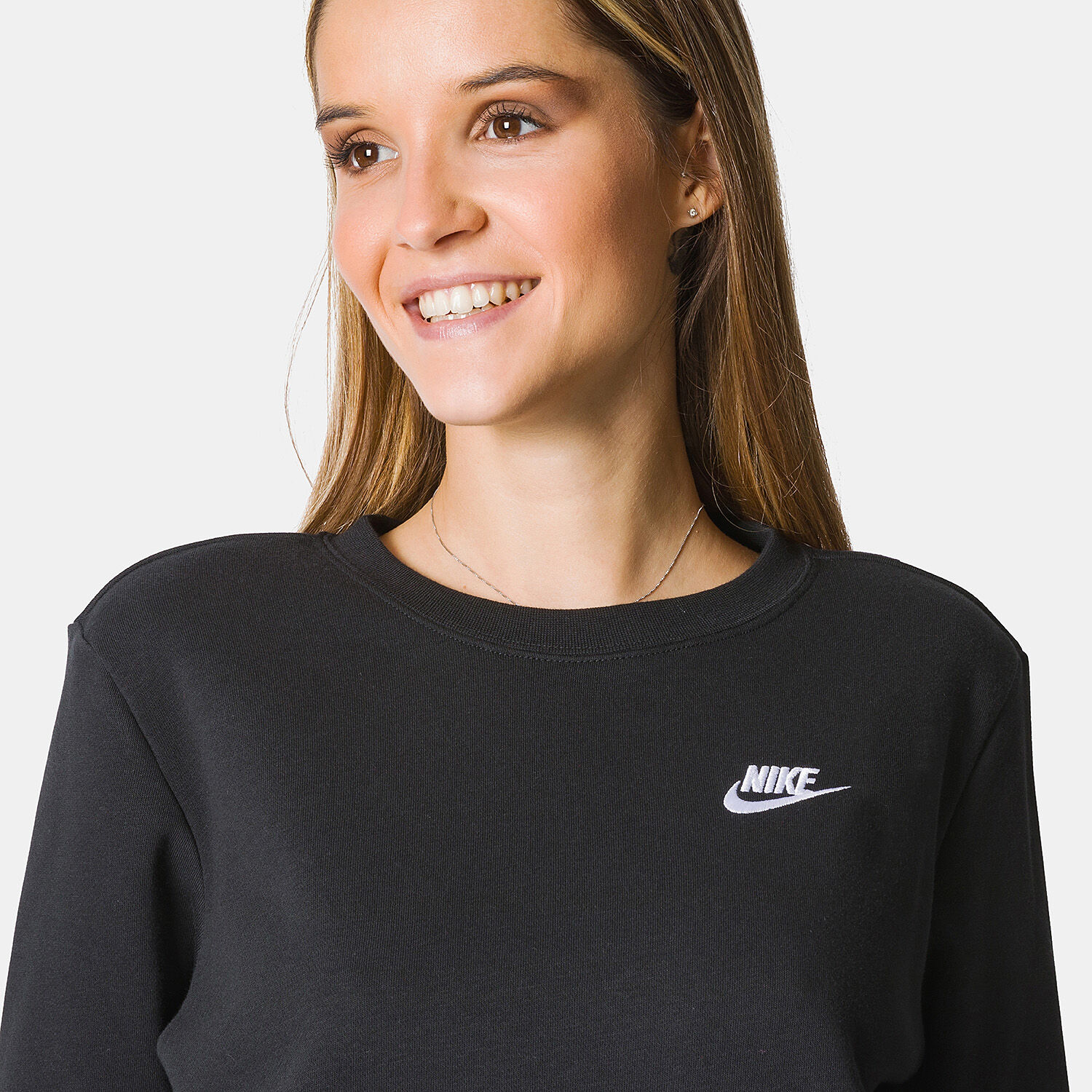 Felpa Nike Sportswear Club Fleece nera e bianca AW LAB