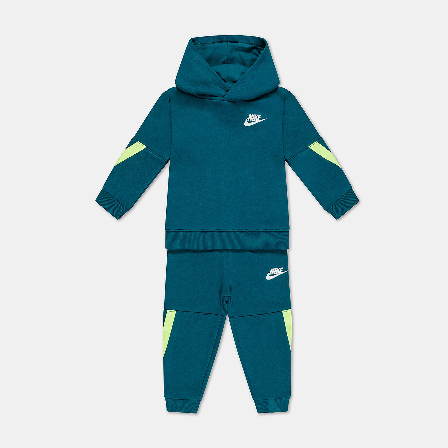 Completo nike new arrivals