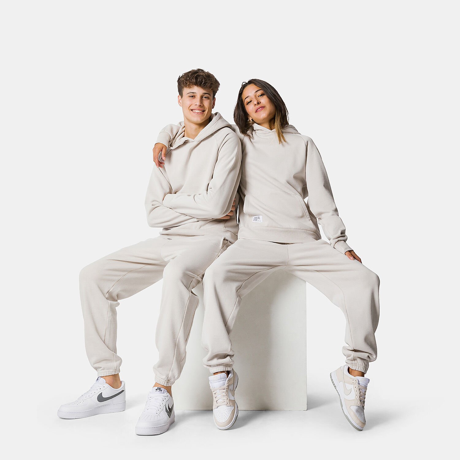 Lab abbigliamento hotsell