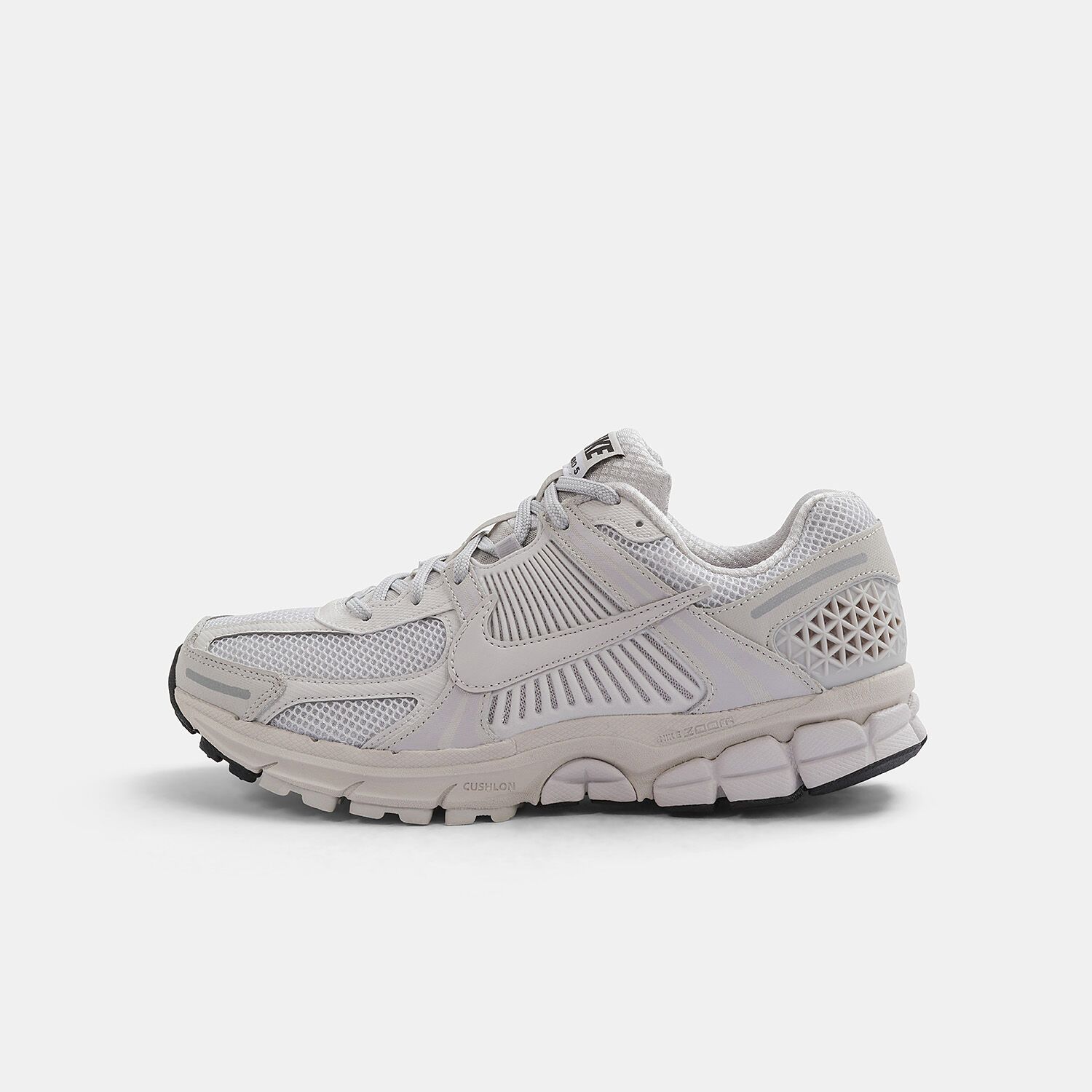 Nike Zoom Vomero 5 grigie bianche e nere AW LAB
