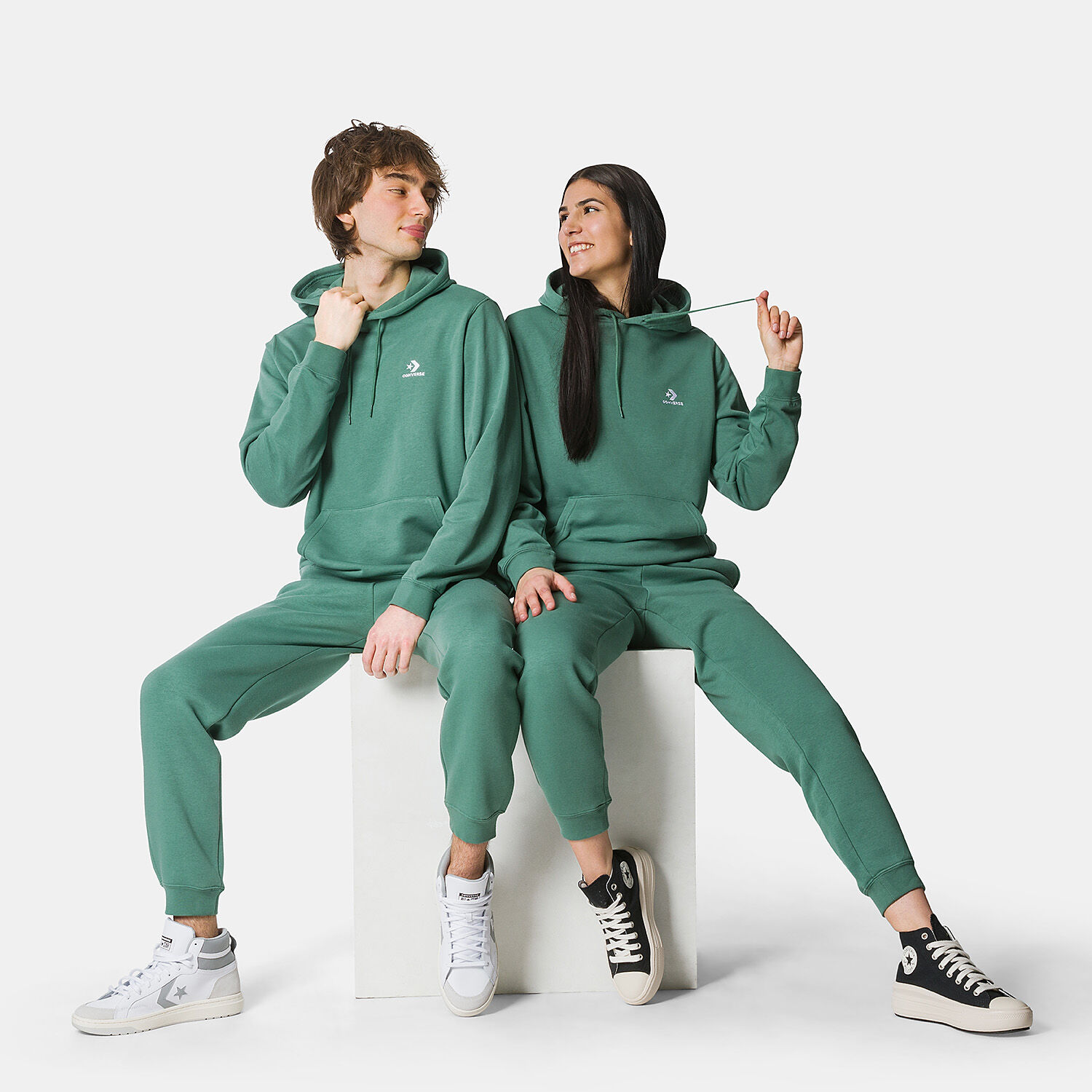 Felpa converse bianca e verde new arrivals