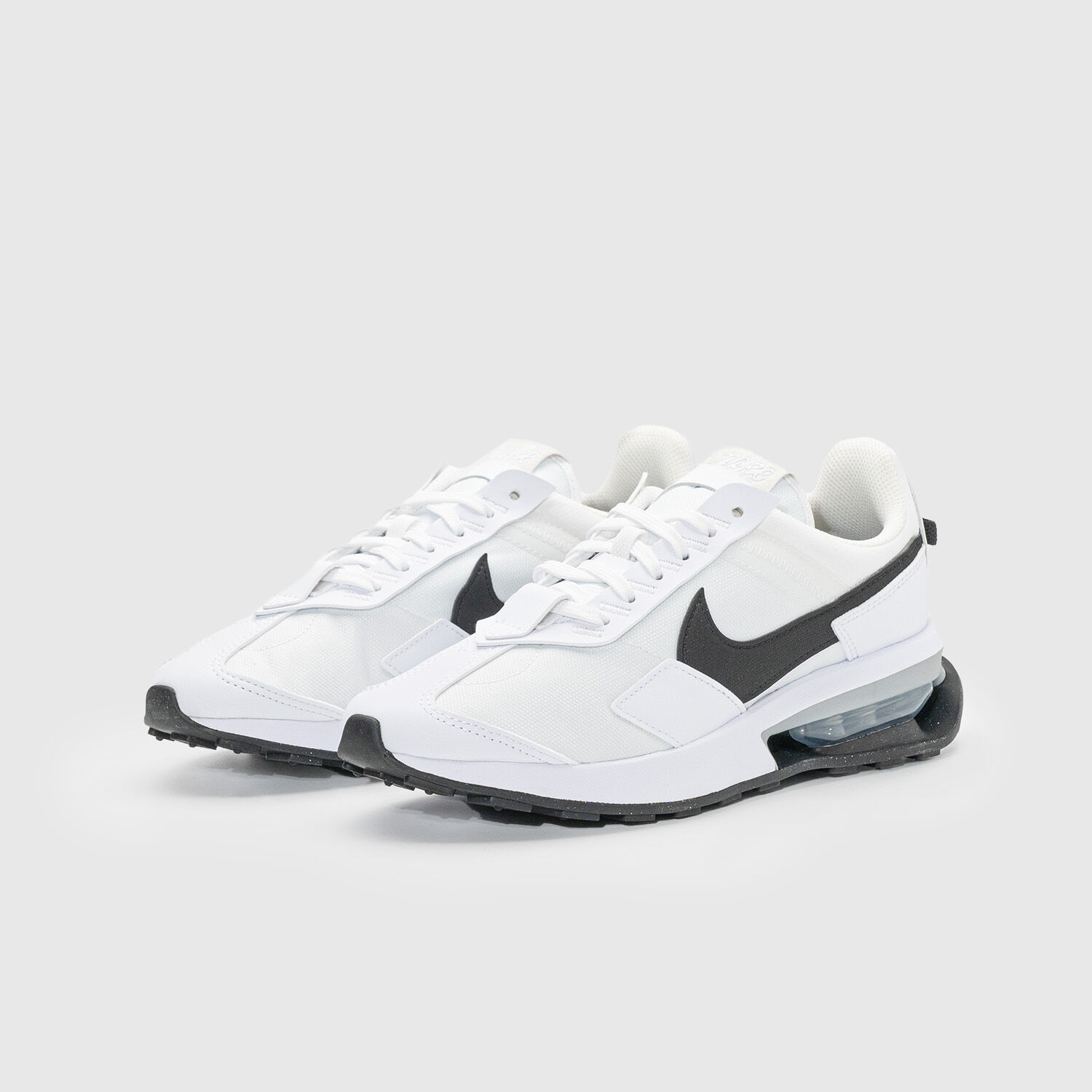 Scarpe nike con aria discount