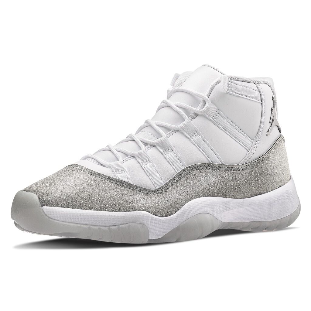 Air Jordan 11 Retro bianche e argento AW LAB