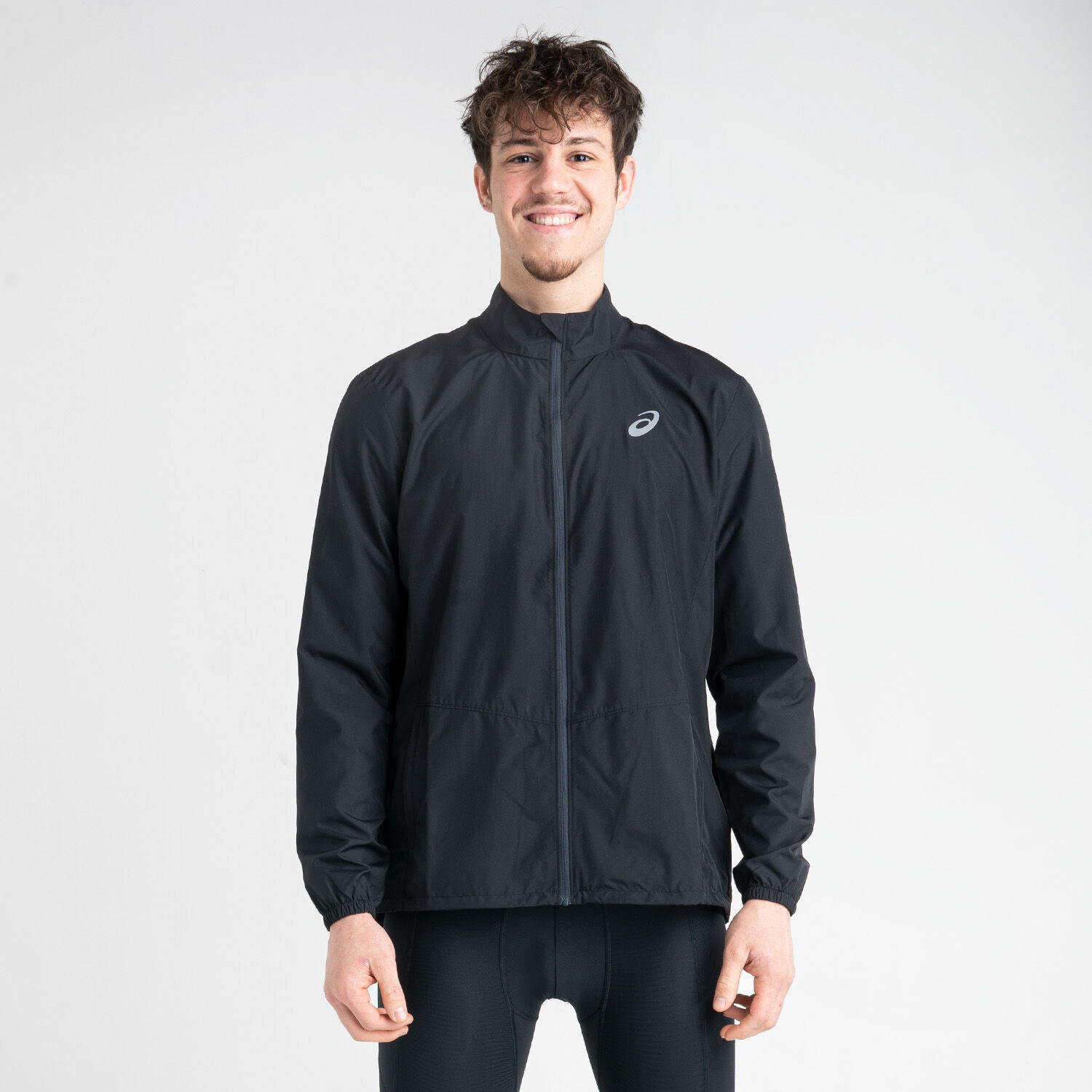 Giacca a vento Asics Core nera e grigia AW LAB