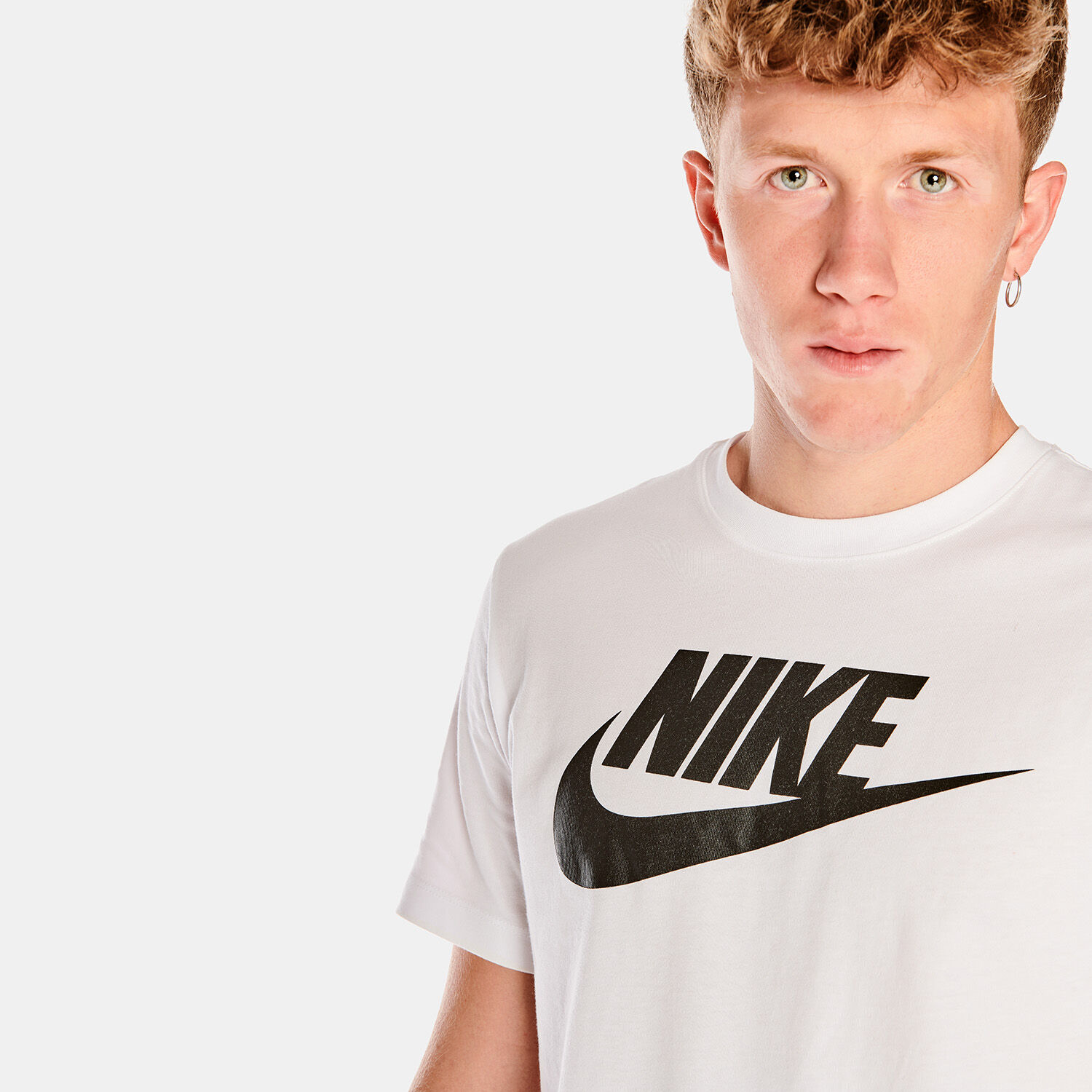 T shirt clearance nike uomo saldi