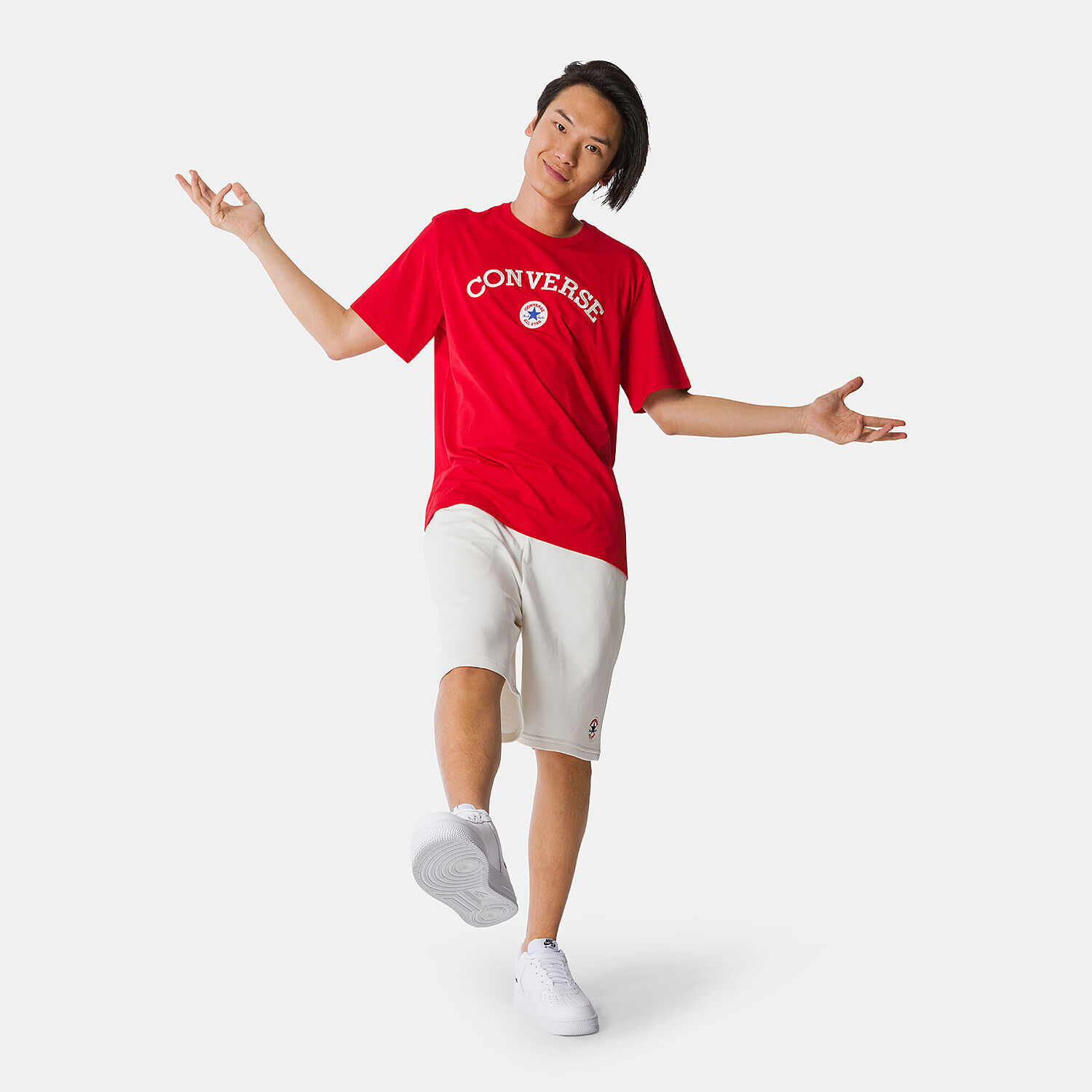 T Shirt Converse Archive Graphic Embroidered rossa bianca e blu